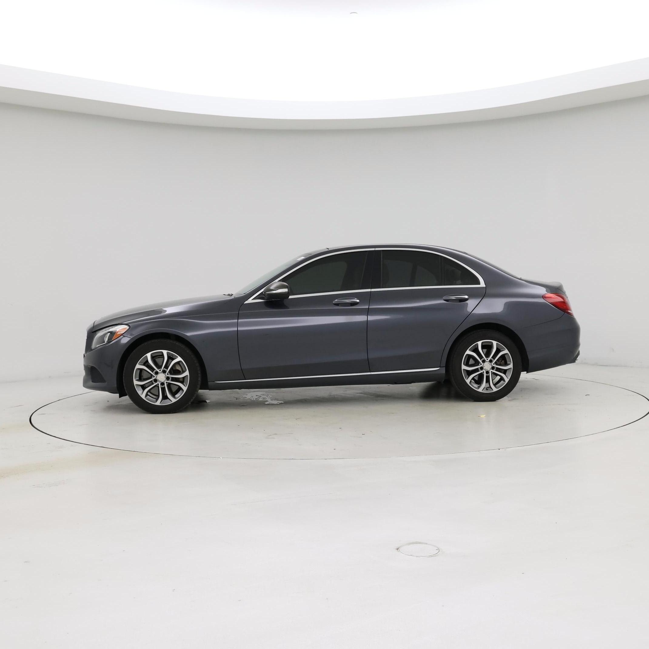 Thumbnail: 2016 Mercedes-Benz C-Class - 3