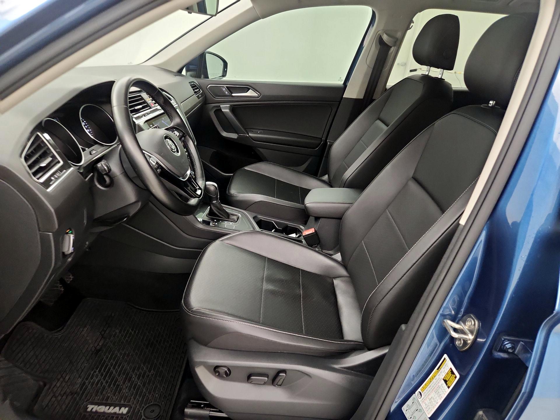 Thumbnail: 2018 Volkswagen Tiguan - 11