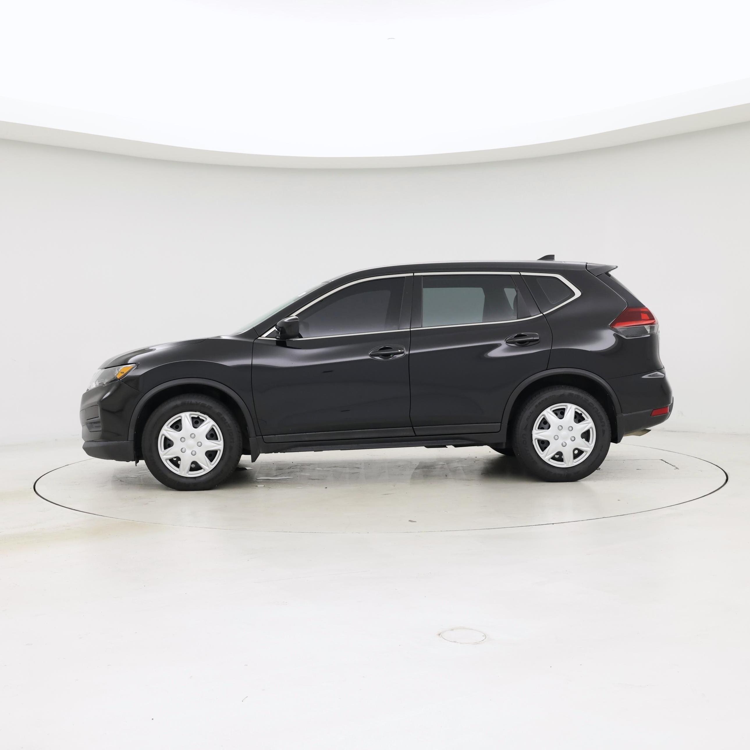Thumbnail: 2020 Nissan Rogue - 3