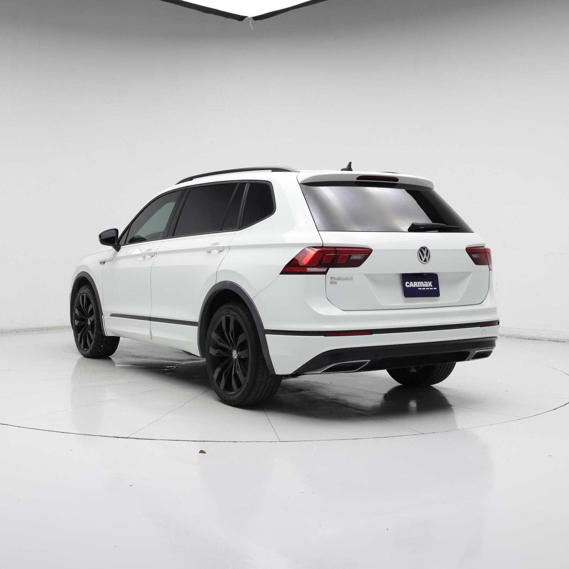 Thumbnail: 2021 Volkswagen Tiguan - 2