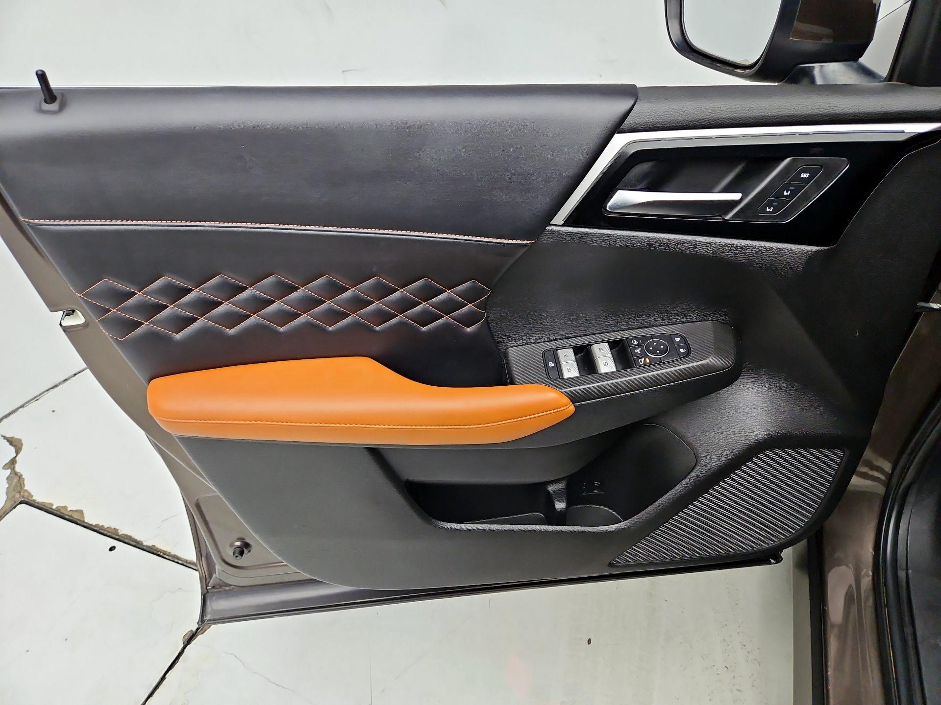 Thumbnail: 2022 Mitsubishi Outlander - 12