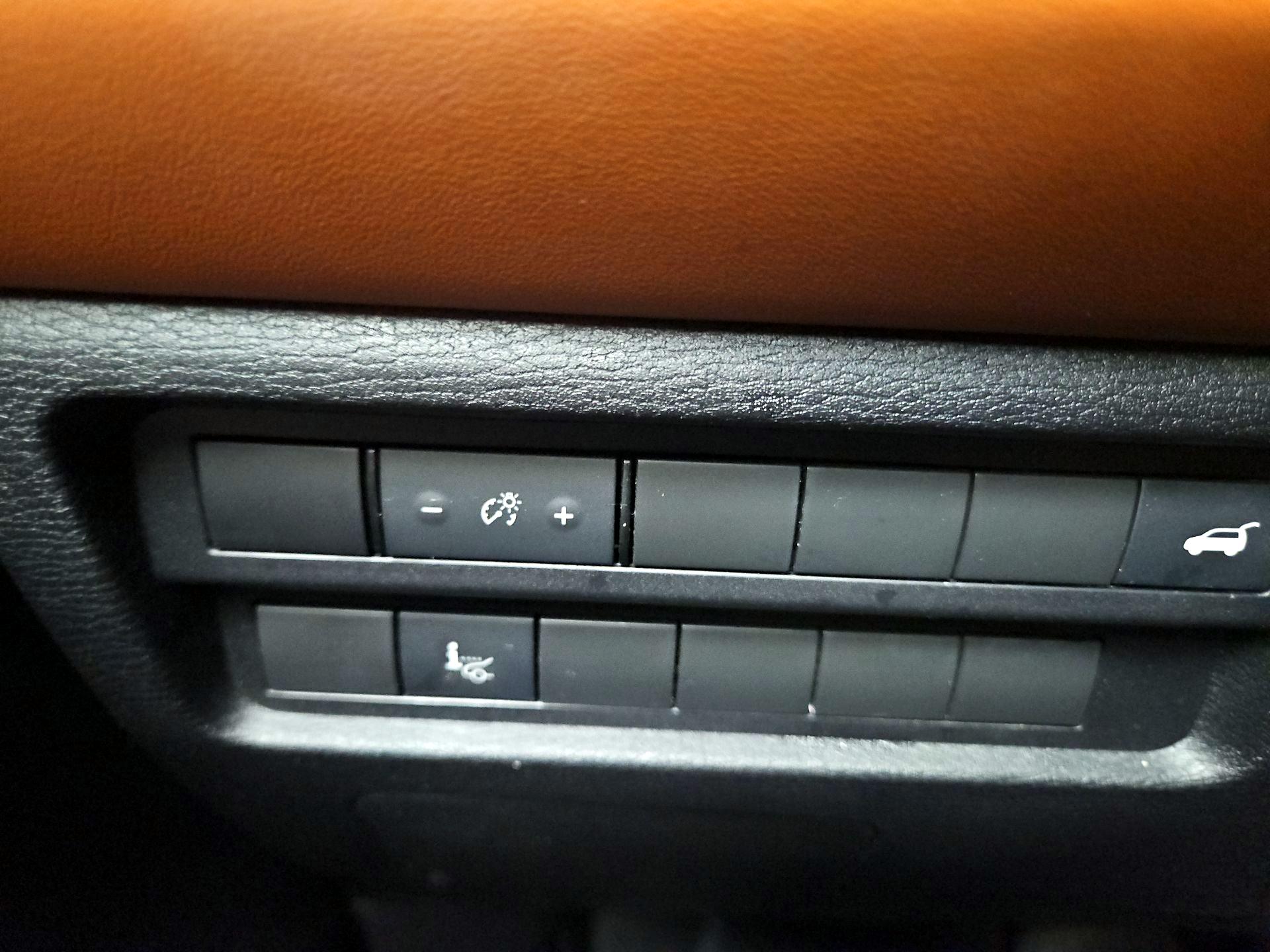Thumbnail: 2022 Mitsubishi Outlander - 13