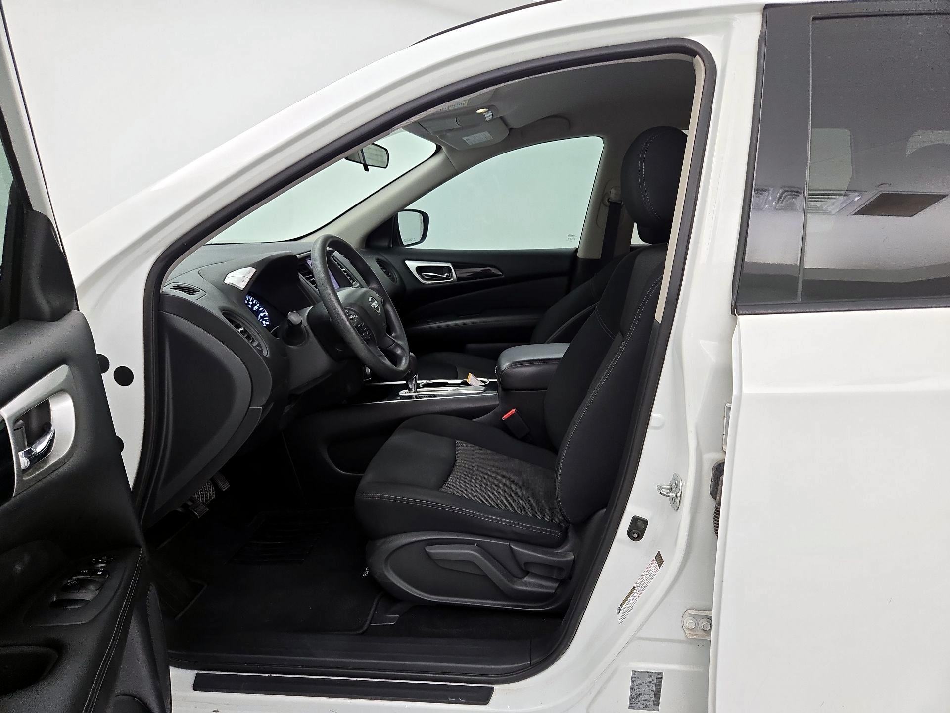 Thumbnail: 2018 Nissan Pathfinder - 11