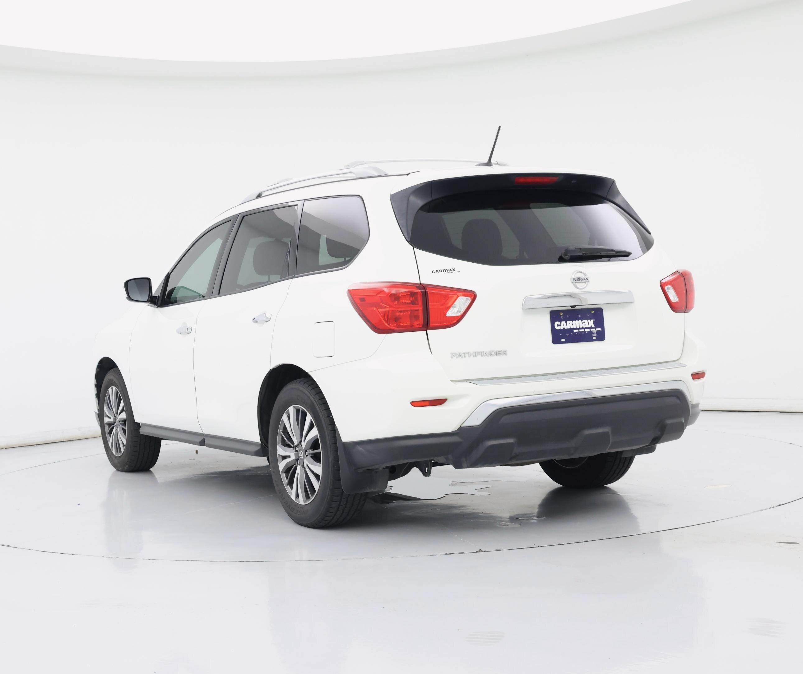 Thumbnail: 2018 Nissan Pathfinder - 2