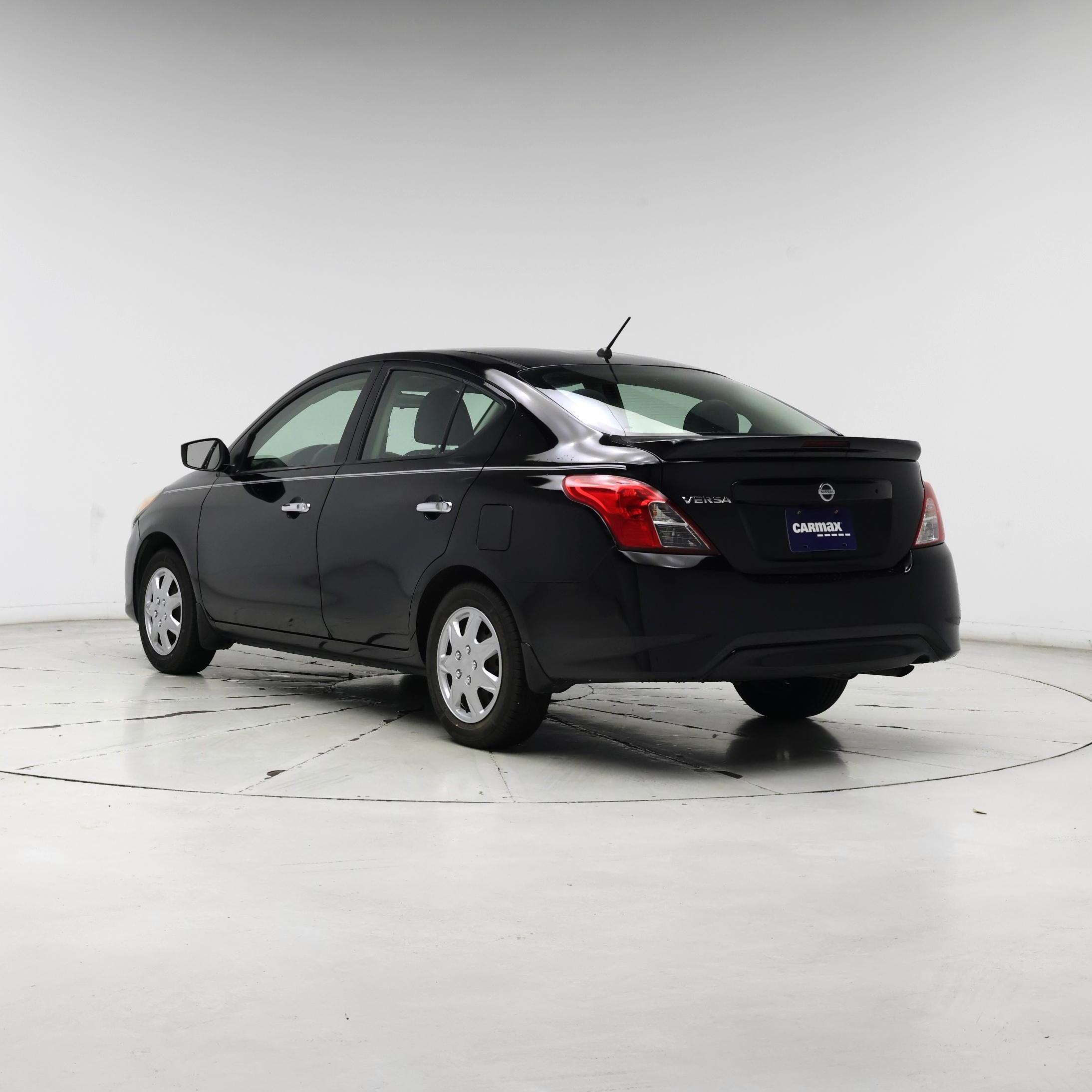 Thumbnail: 2016 Nissan Versa - 2