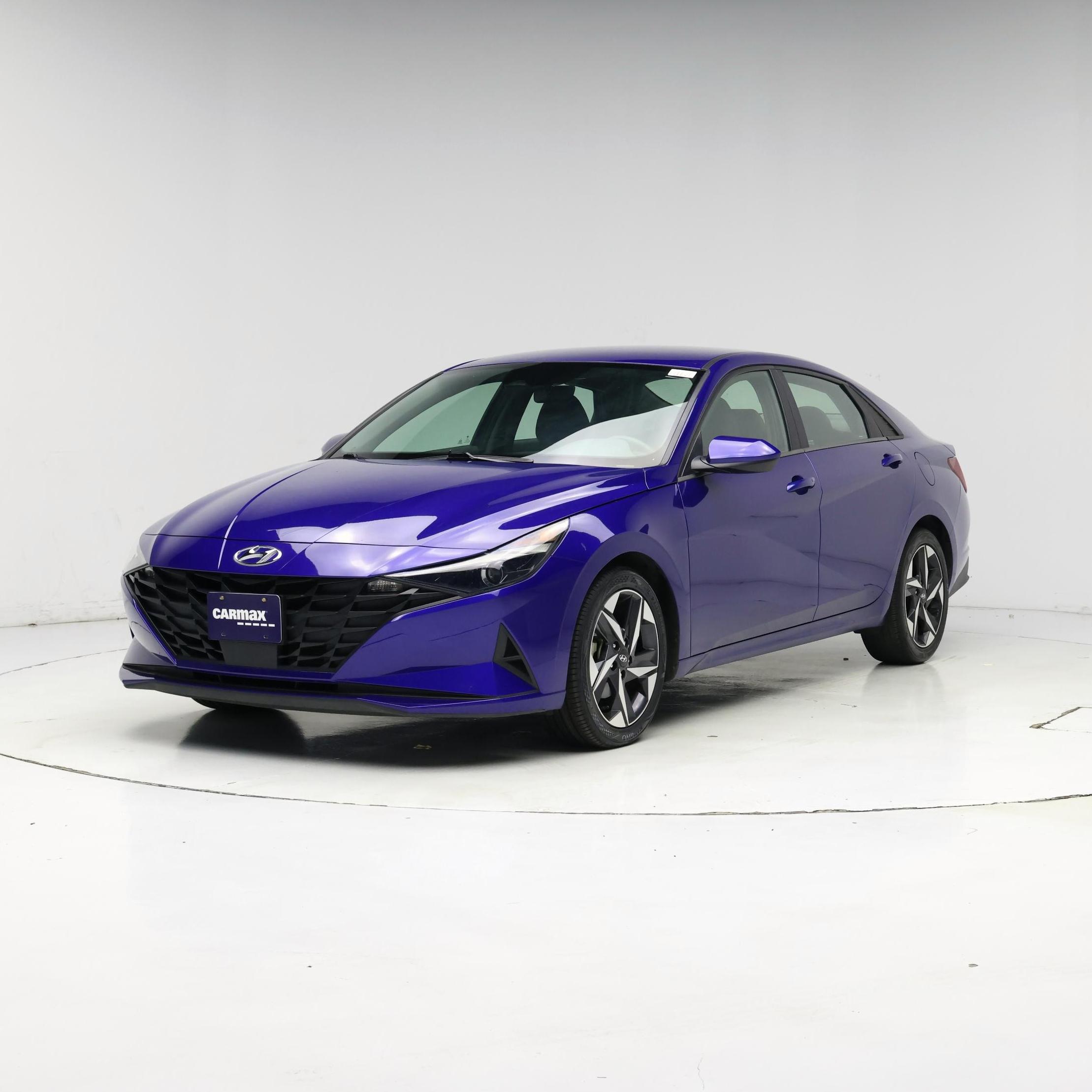 Thumbnail: 2023 Hyundai Elantra - 4