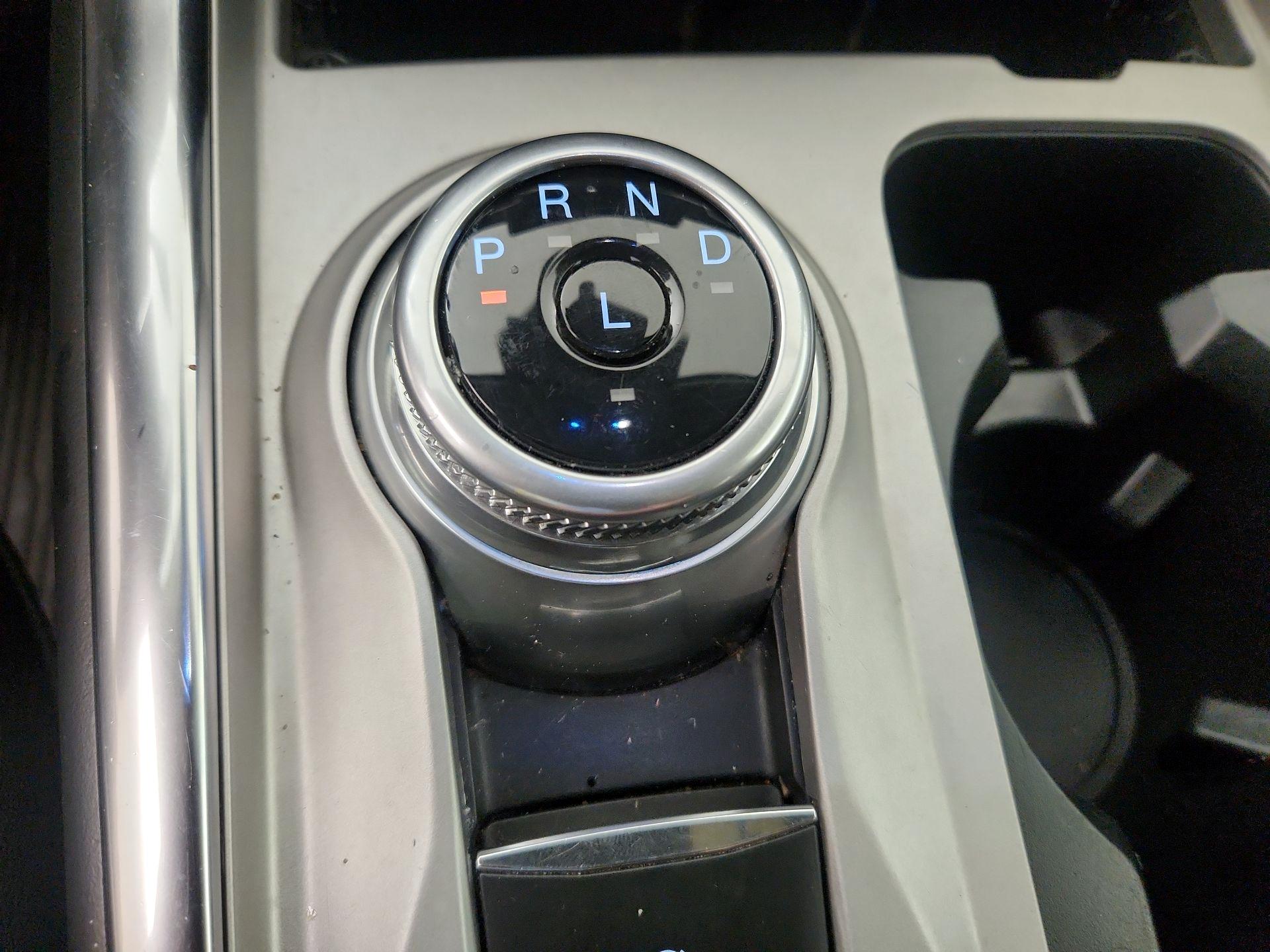 Thumbnail: 2021 Ford Explorer - 17