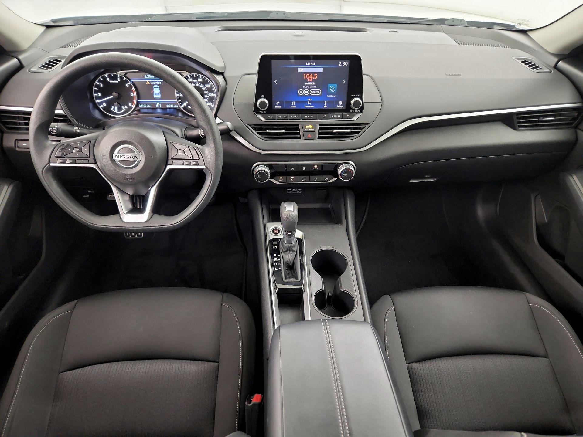 Thumbnail: 2020 Nissan Altima - 9