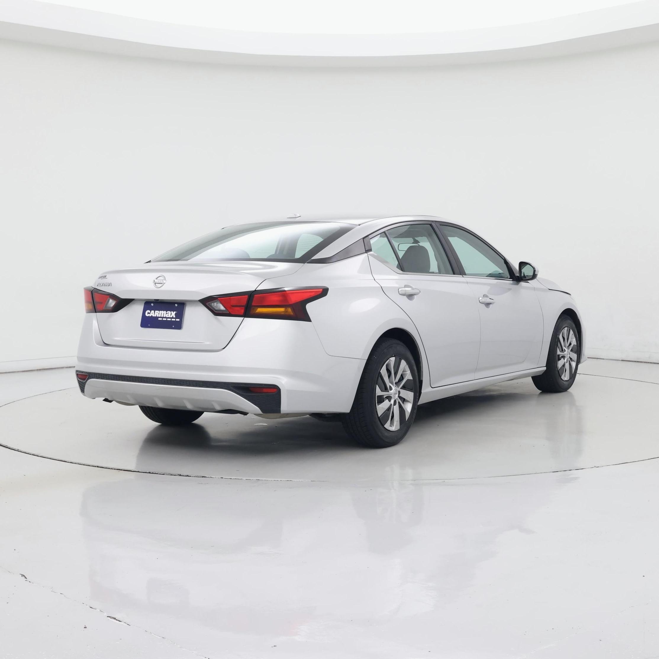 Thumbnail: 2020 Nissan Altima - 8