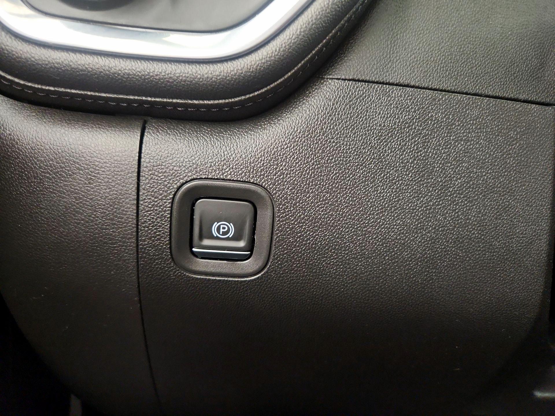 Thumbnail: 2022 GMC Sierra 1500 - 13