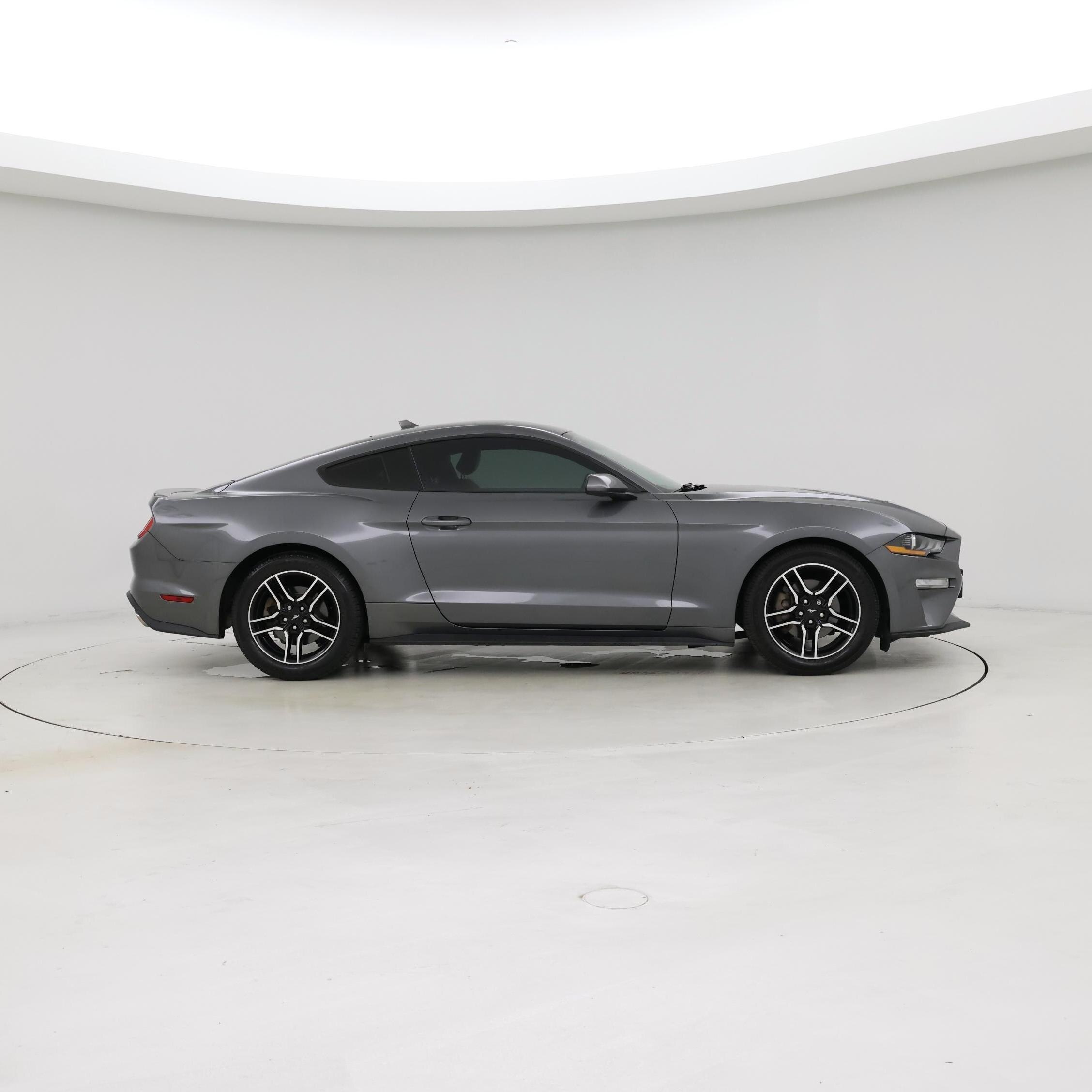 Thumbnail: 2022 Ford Mustang - 7