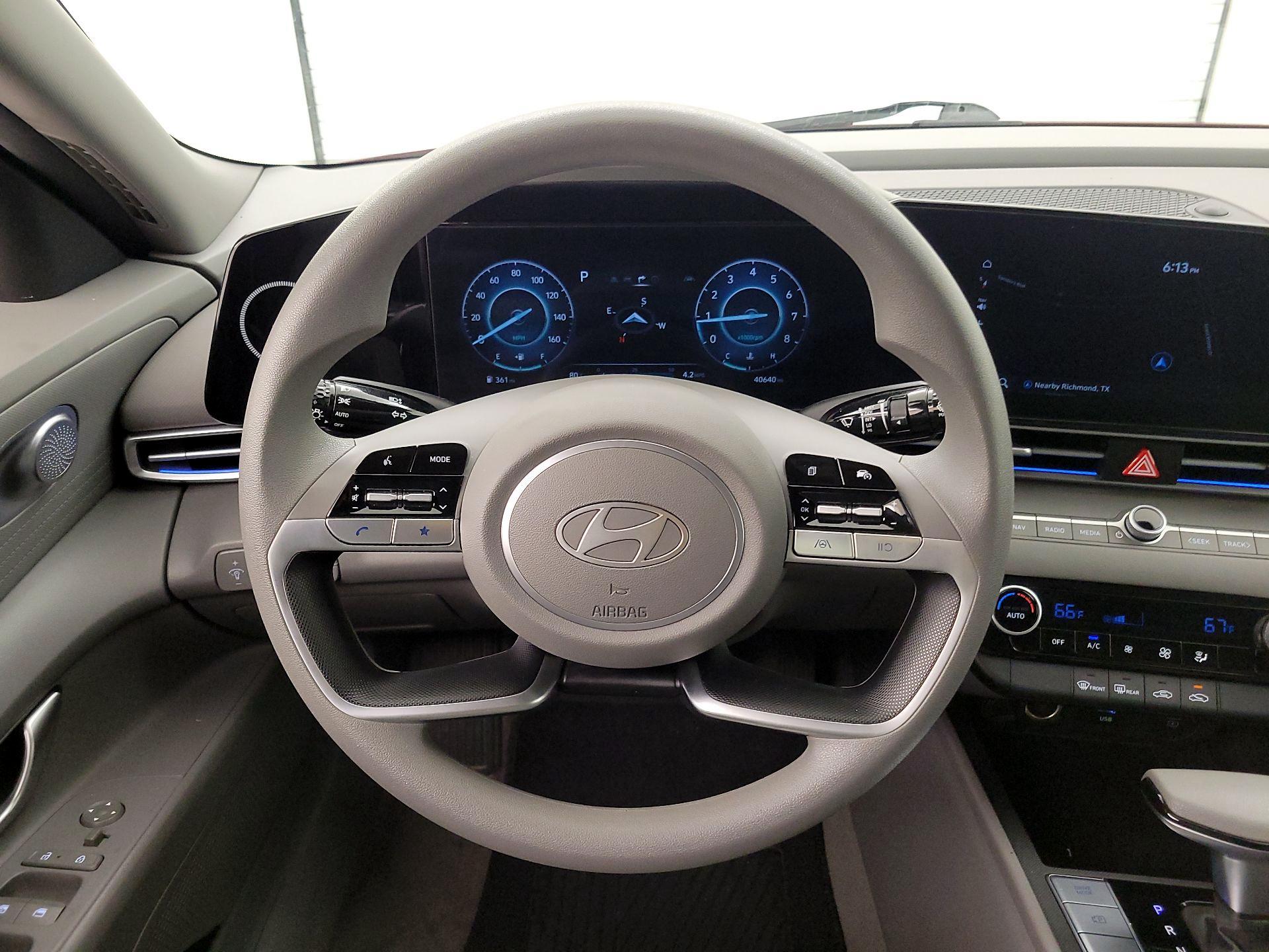 Thumbnail: 2024 Hyundai Elantra - 10