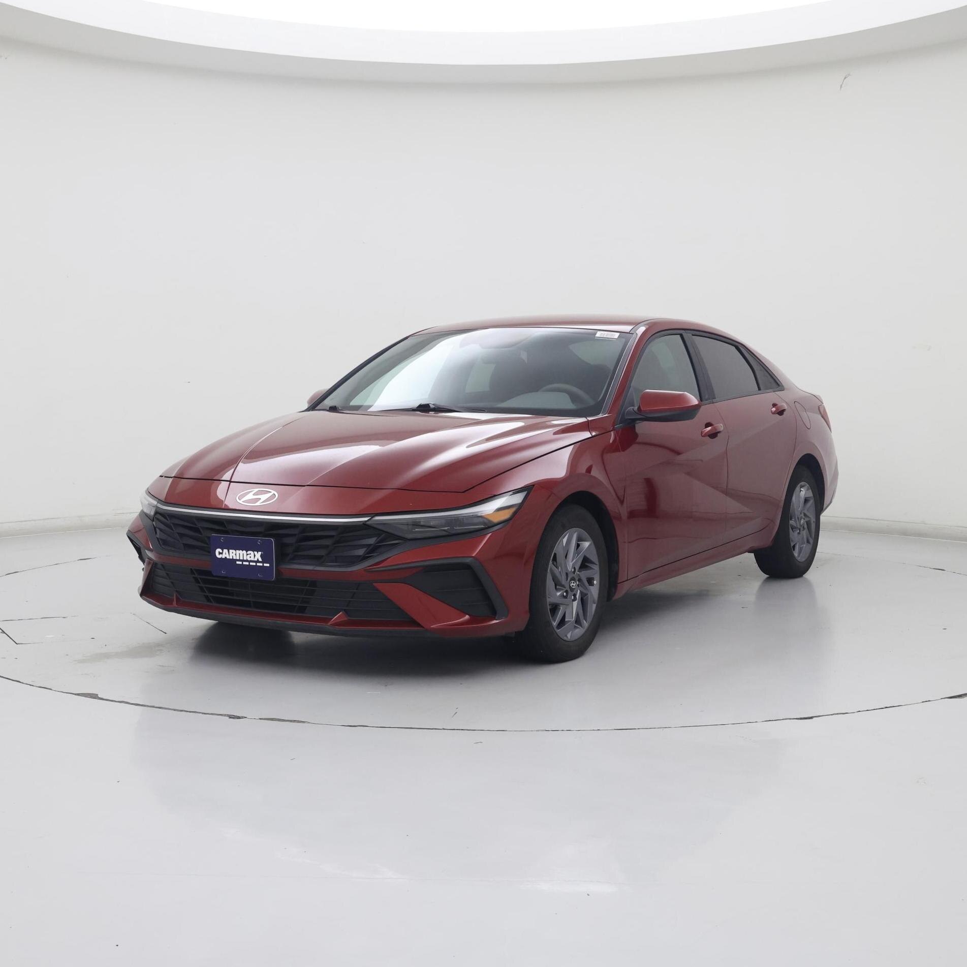 Thumbnail: 2024 Hyundai Elantra - 4