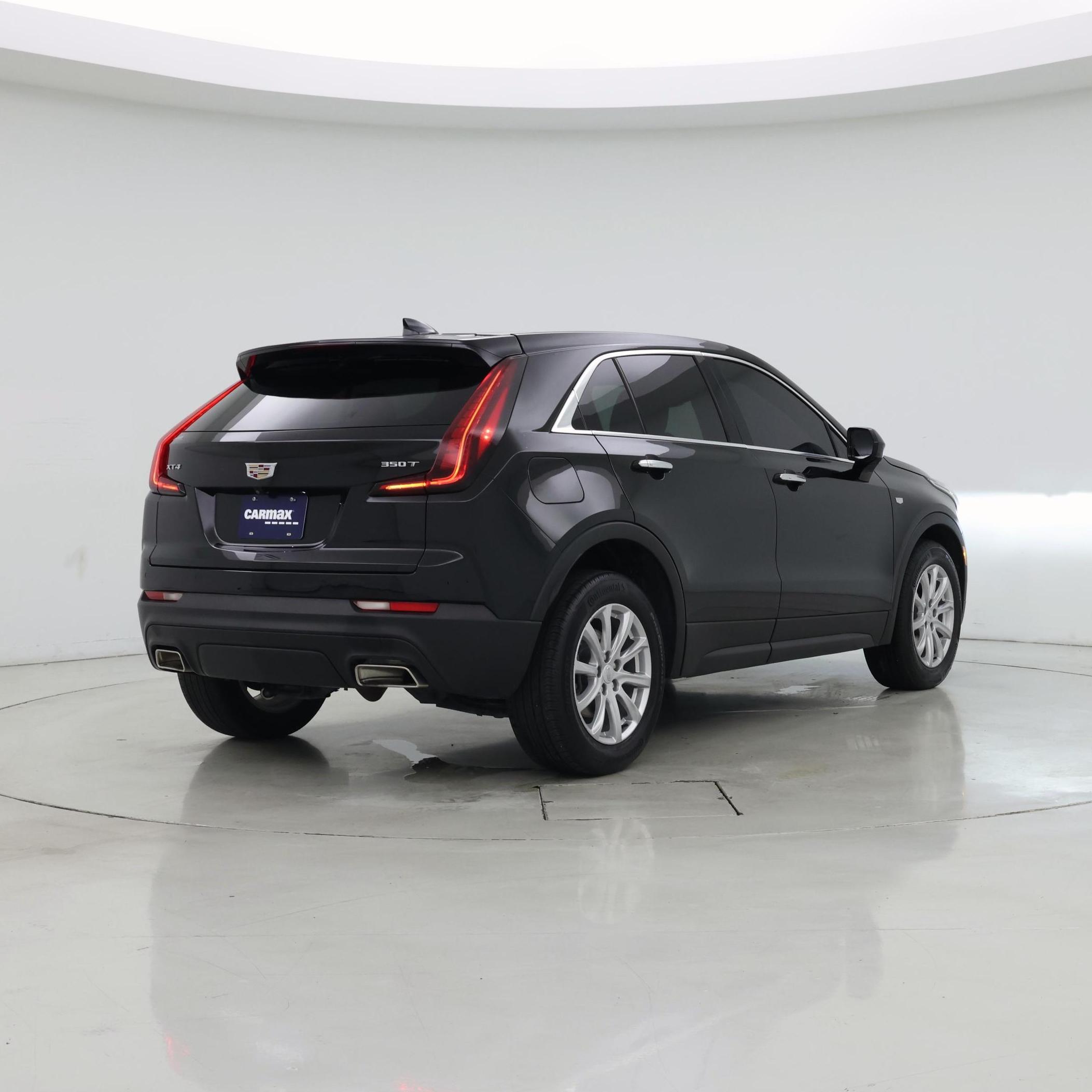 Thumbnail: 2023 Cadillac XT4 - 8