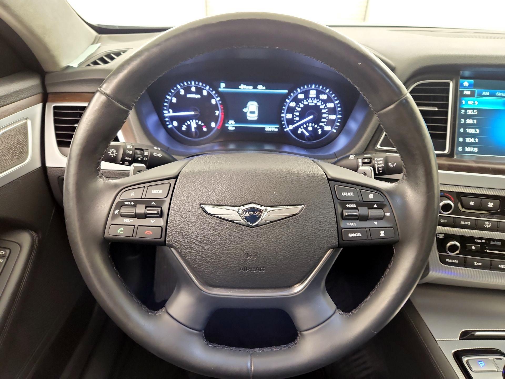 Thumbnail: 2018 Genesis G80 - 10