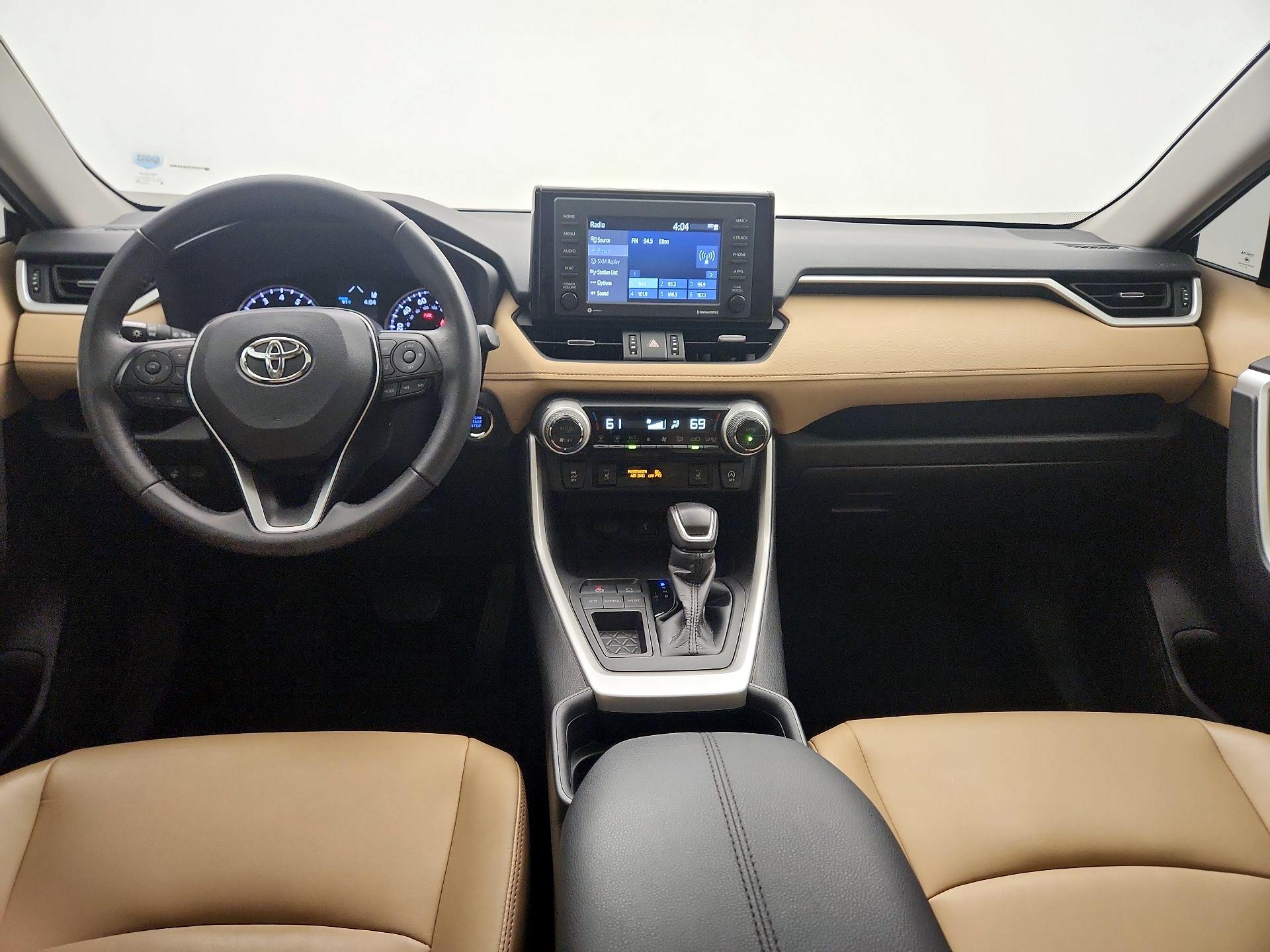 Thumbnail: 2021 Toyota RAV4 - 9