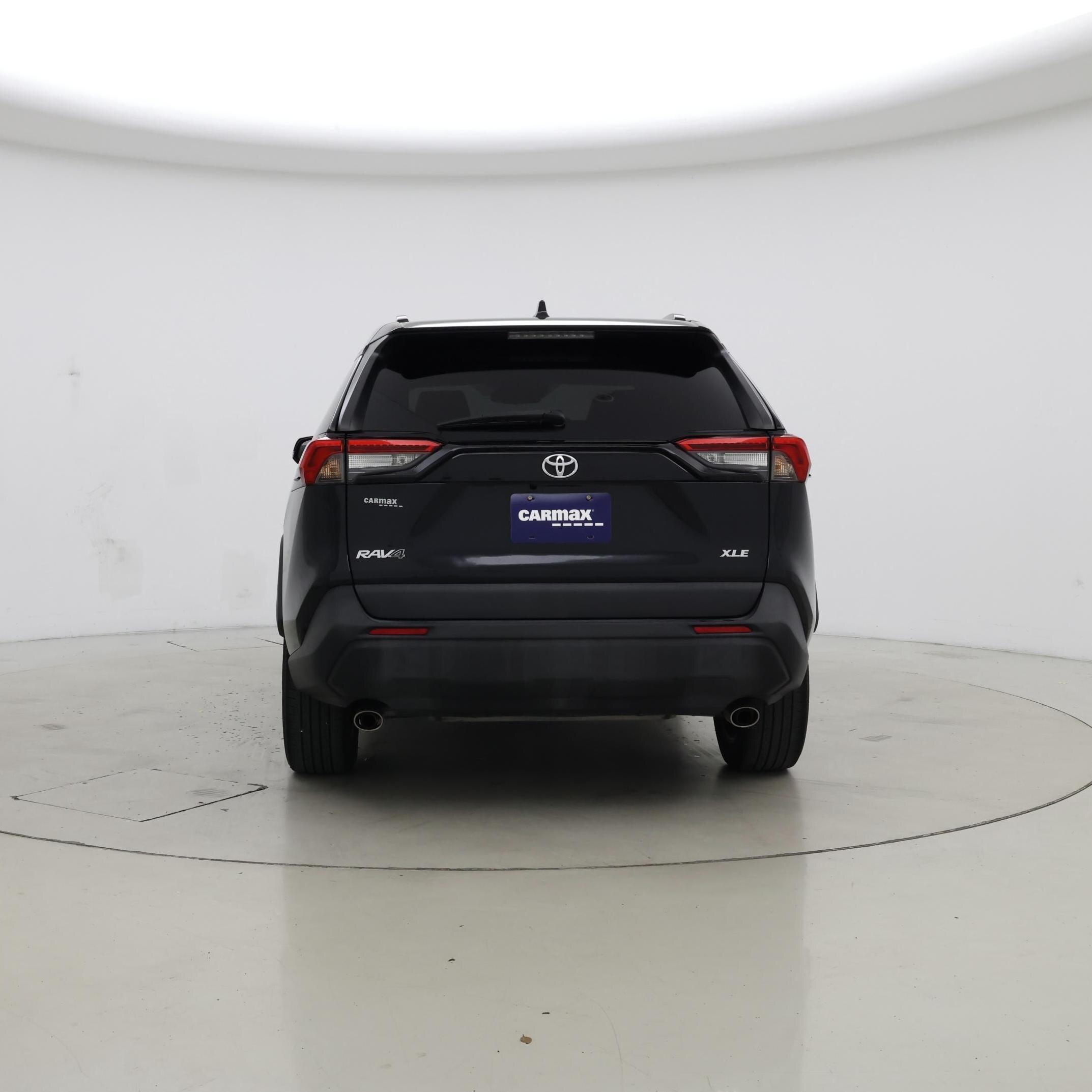 Thumbnail: 2021 Toyota RAV4 - 6