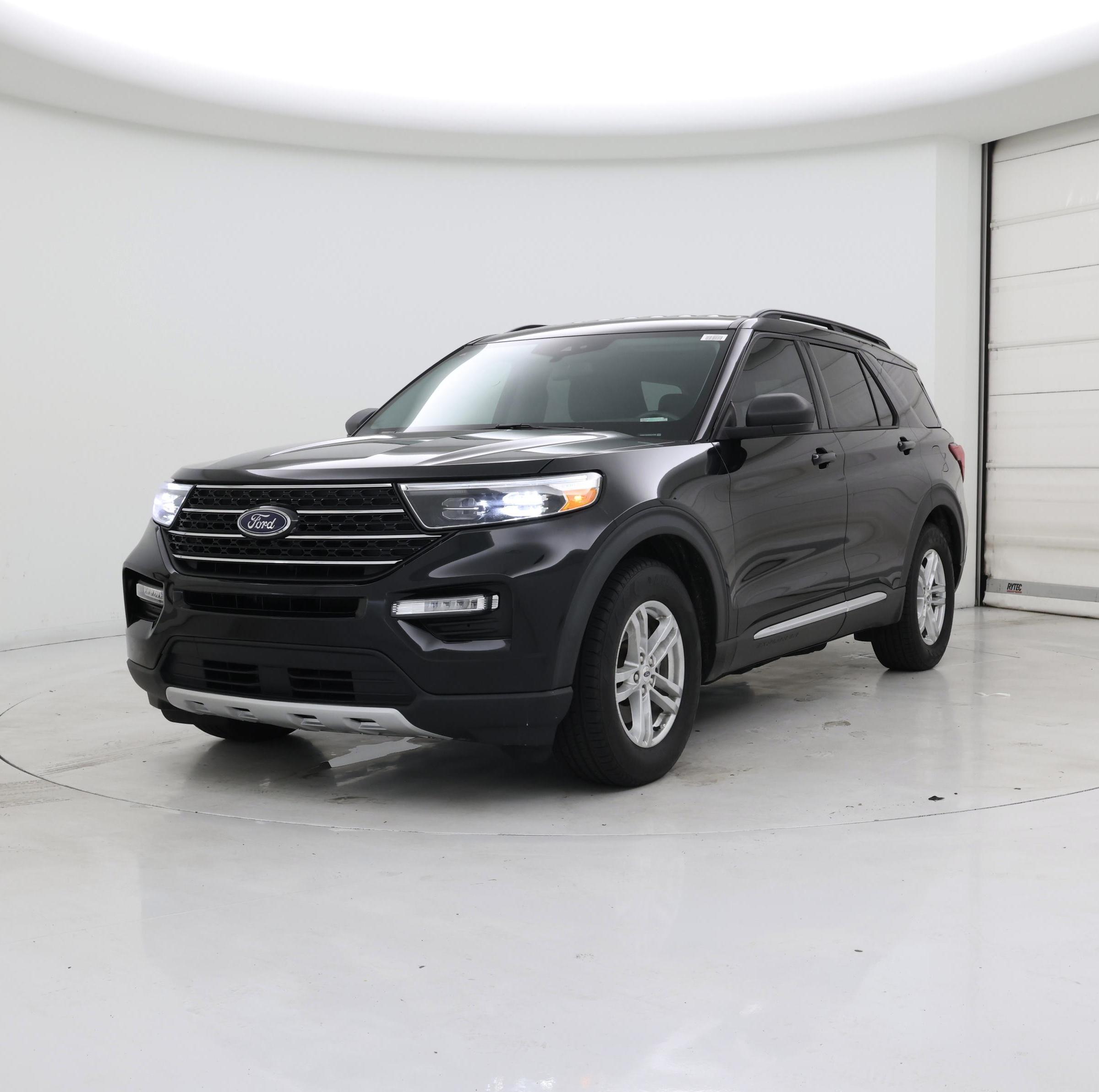 Thumbnail: 2021 Ford Explorer - 4