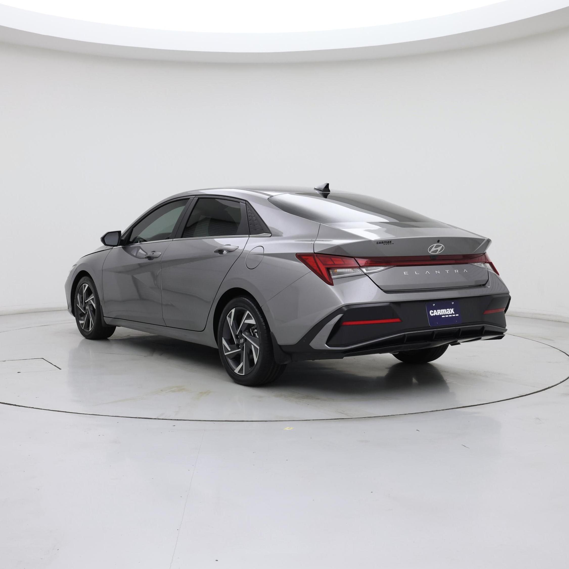Thumbnail: 2024 Hyundai Elantra - 2