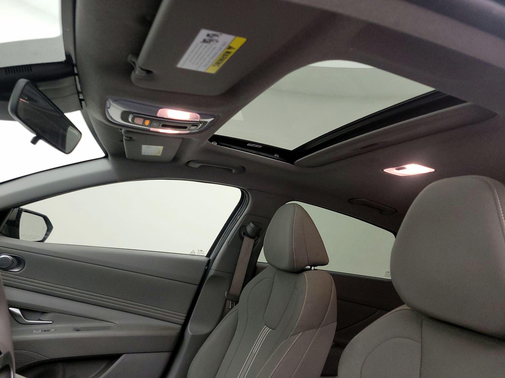 Thumbnail: 2024 Hyundai Elantra - 20