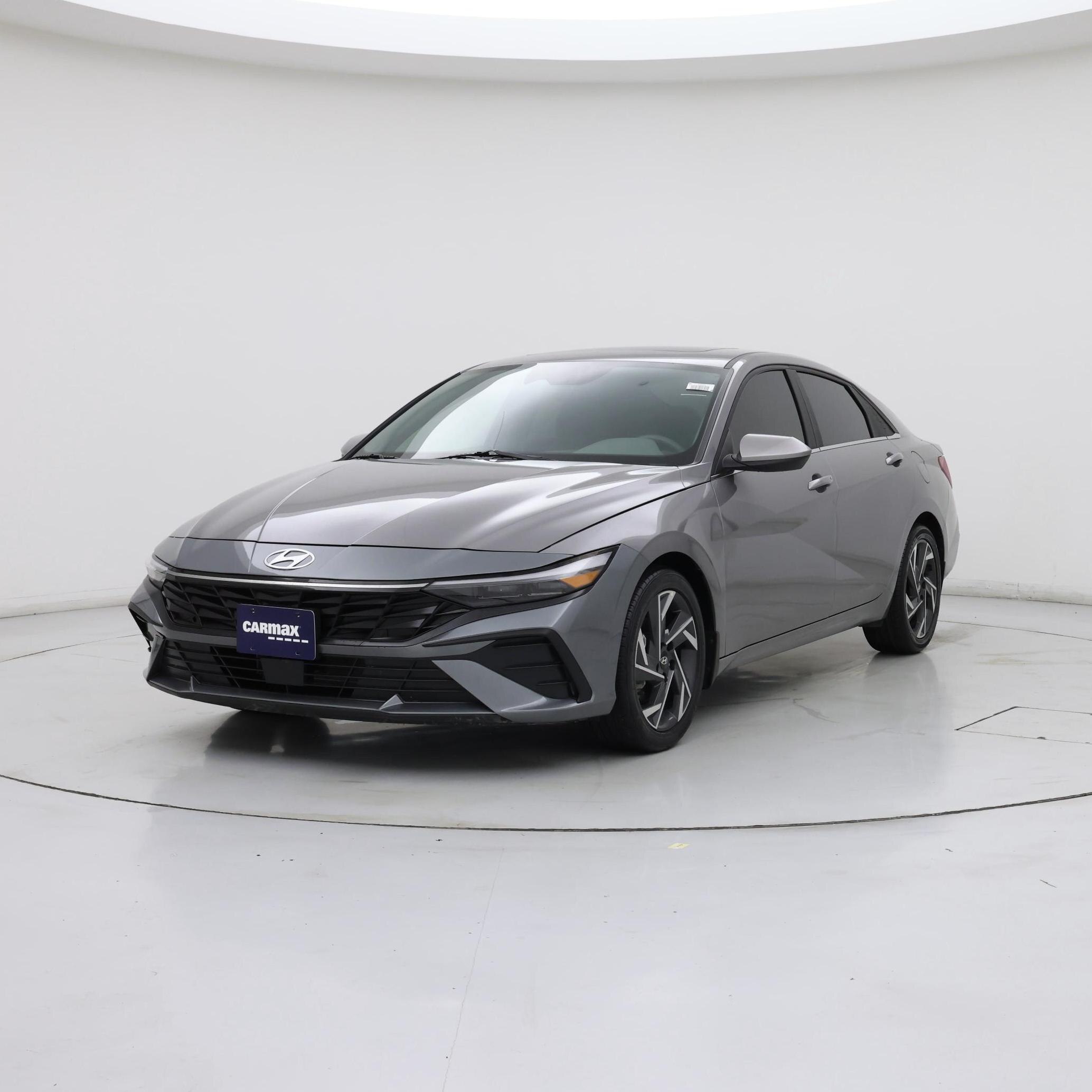 Thumbnail: 2024 Hyundai Elantra - 4