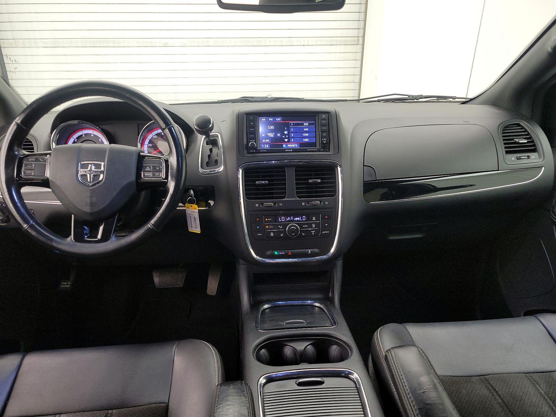 Thumbnail: 2020 Dodge Grand Caravan - 9