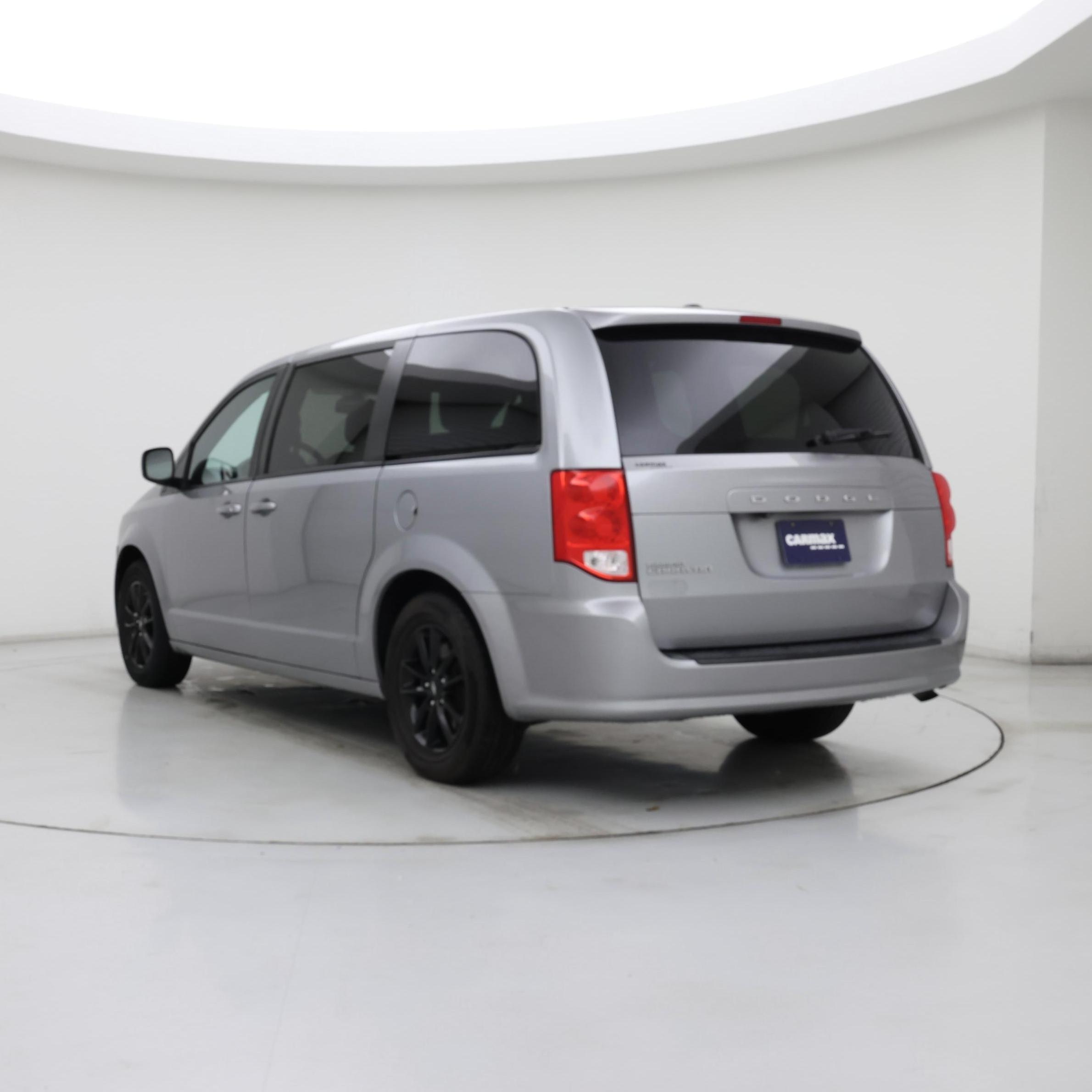 Thumbnail: 2020 Dodge Grand Caravan - 2