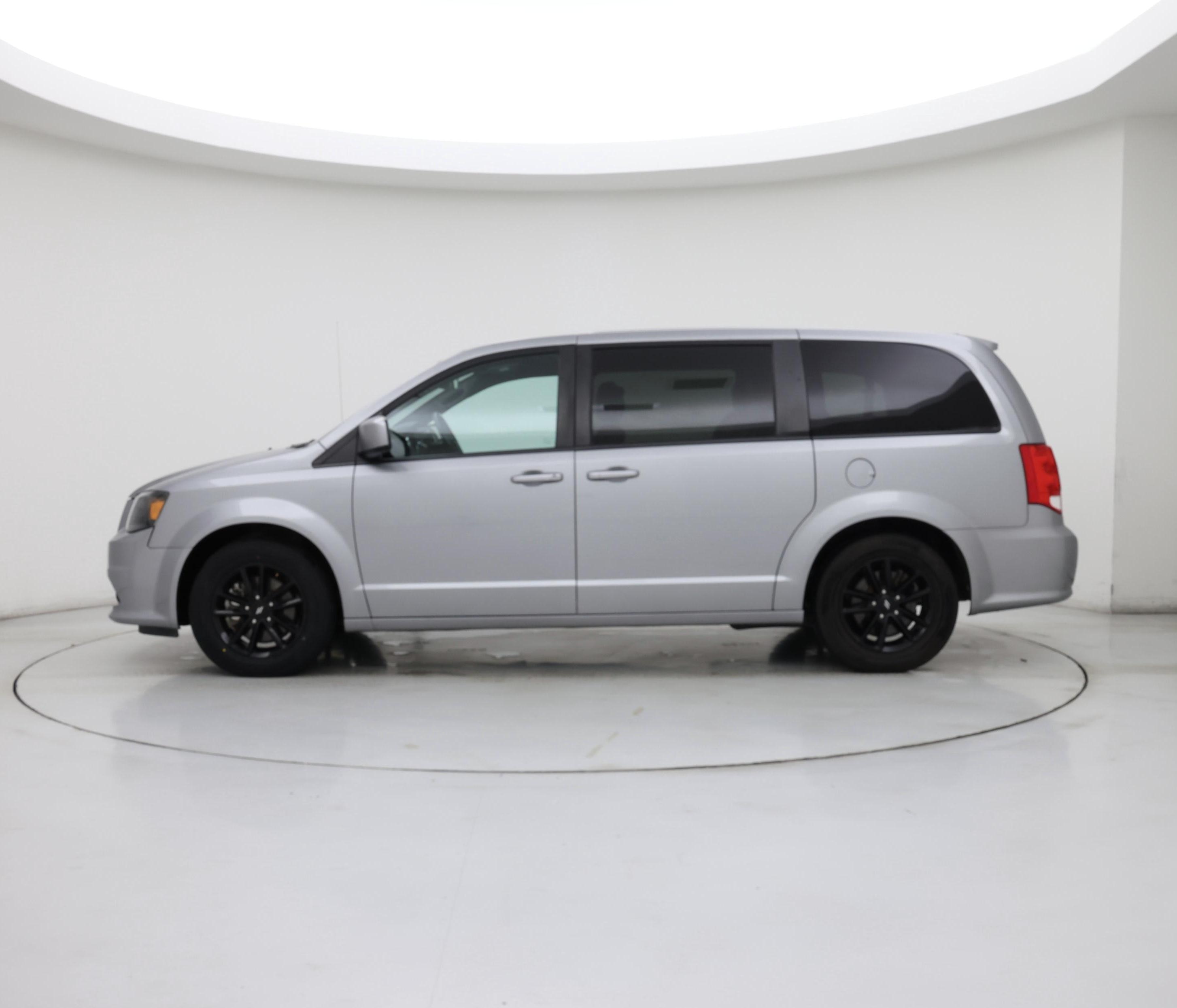 Thumbnail: 2020 Dodge Grand Caravan - 3