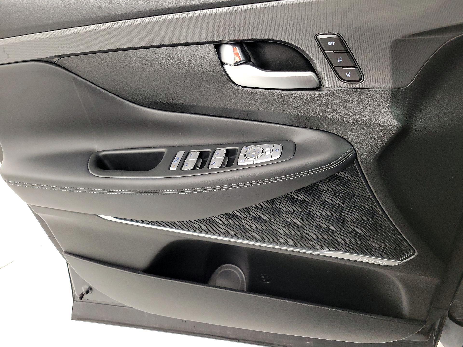Thumbnail: 2022 Hyundai Santa Fe - 12