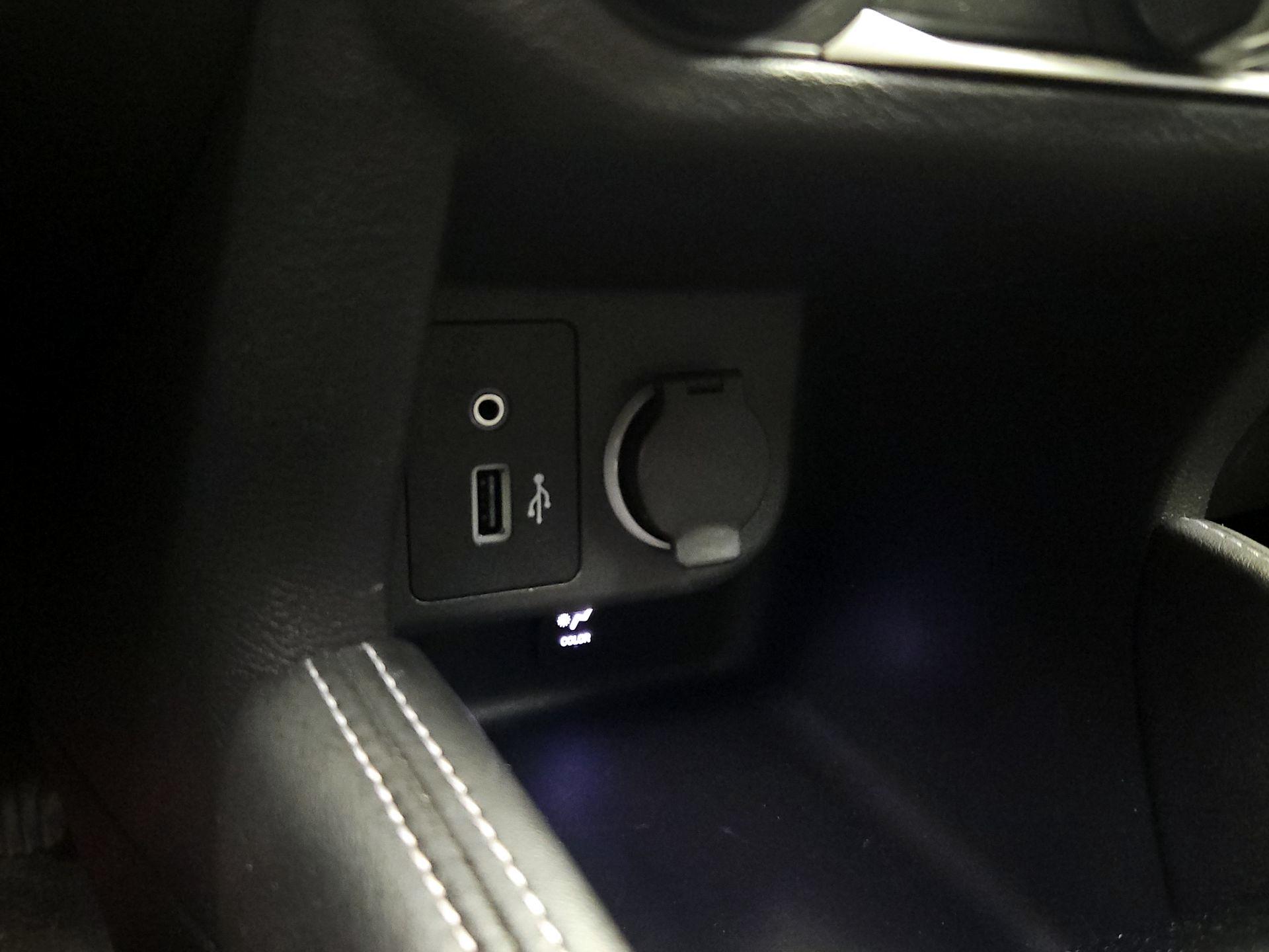 Thumbnail: 2019 Nissan Kicks - 18