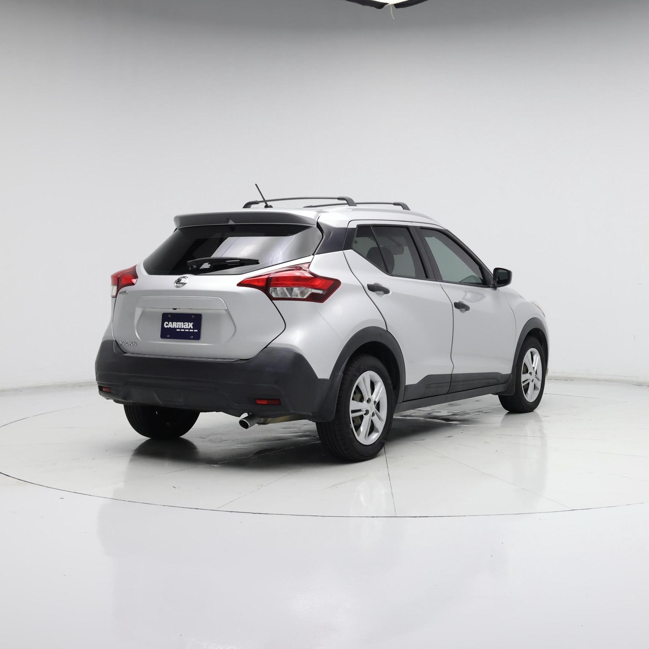 Thumbnail: 2019 Nissan Kicks - 8