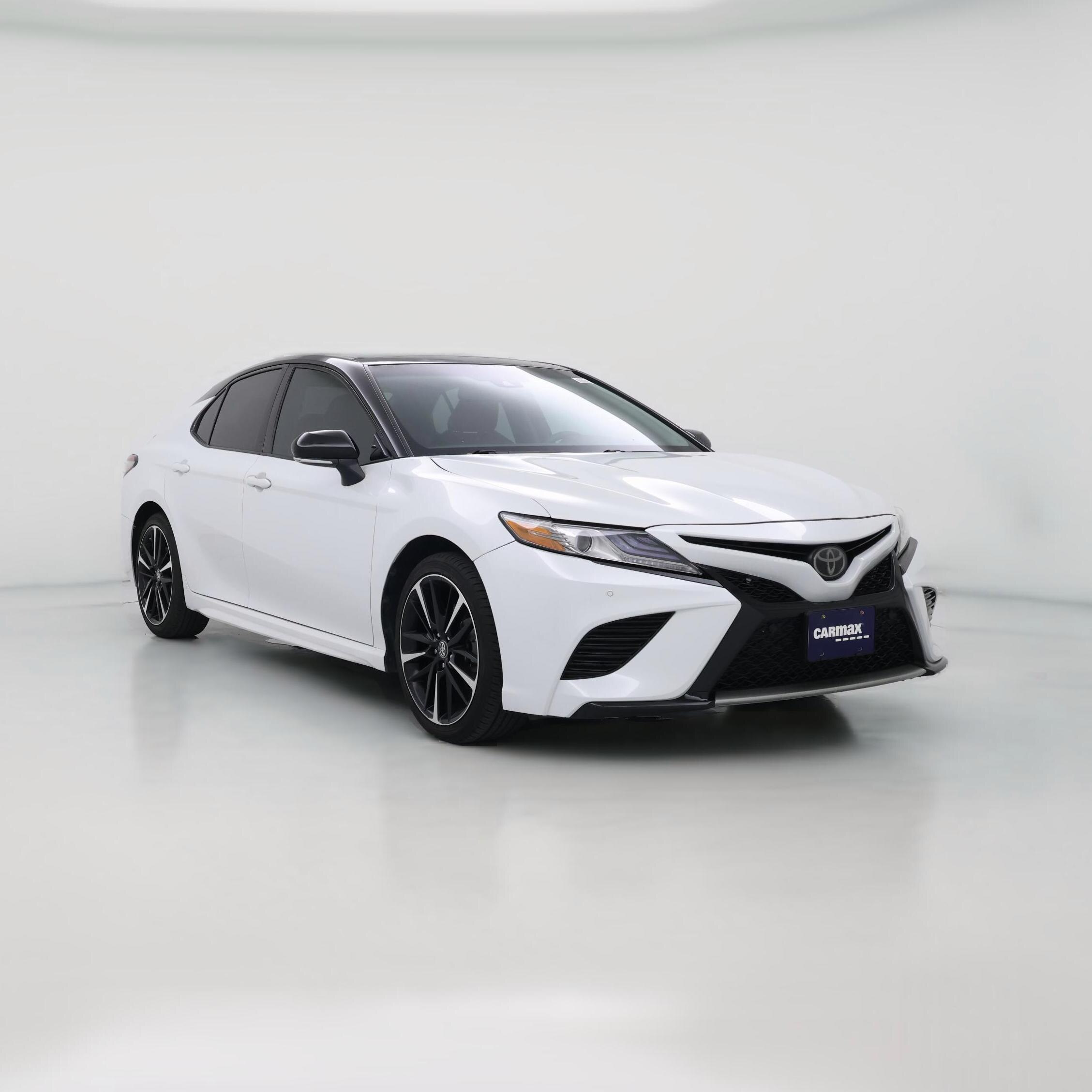 Thumbnail: 2018 Toyota Camry - 1