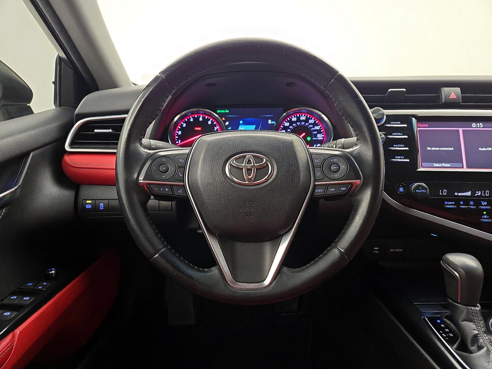 Thumbnail: 2018 Toyota Camry - 10