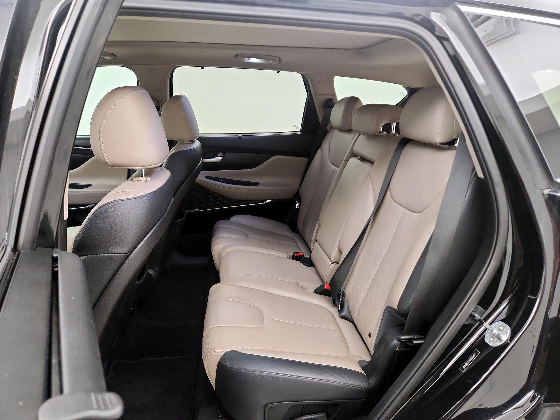 Thumbnail: 2020 Hyundai Santa Fe - 17
