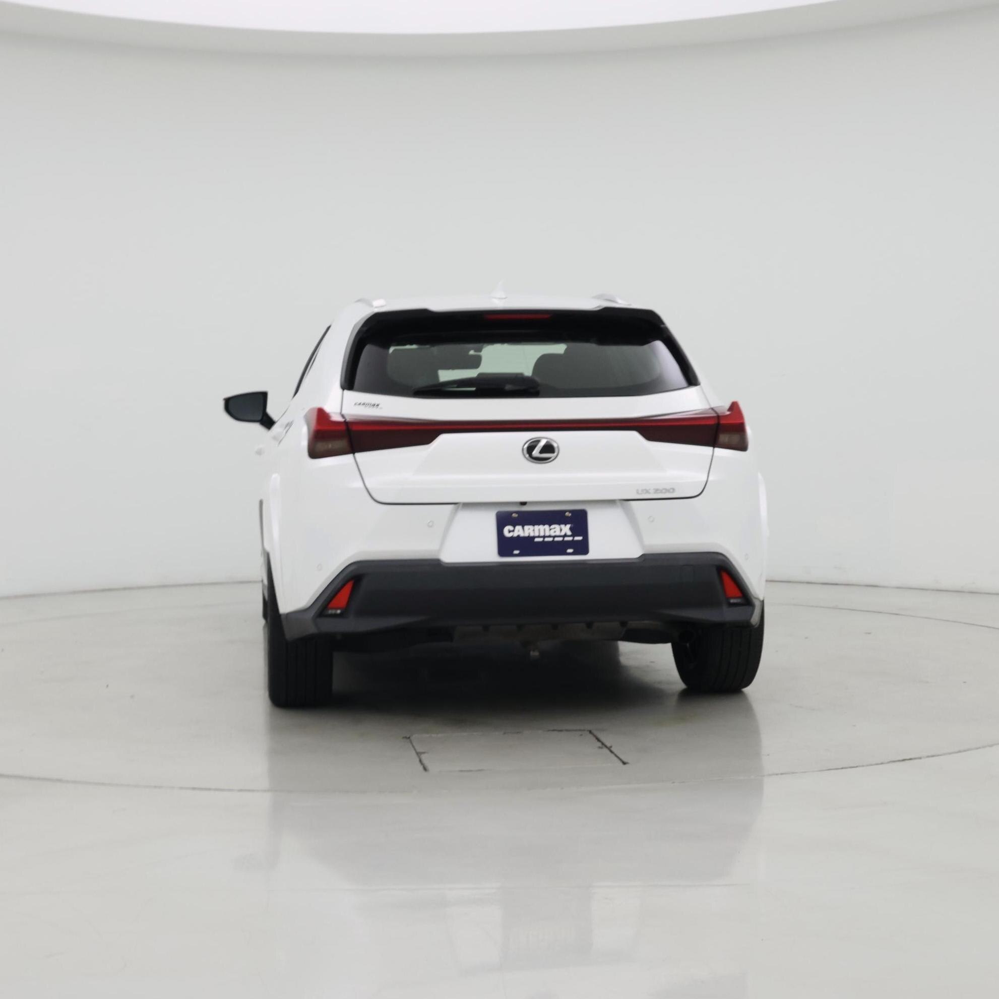 Thumbnail: 2022 Lexus UX - 6