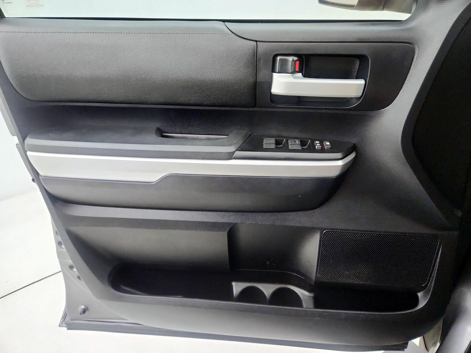 Thumbnail: 2014 Toyota Tundra - 12