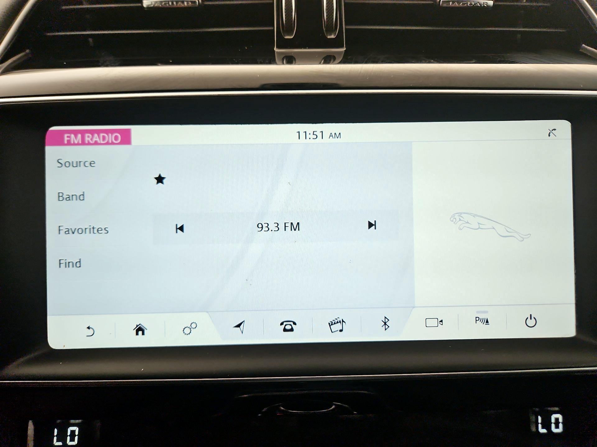 Thumbnail: 2019 Jaguar F-Pace - 15