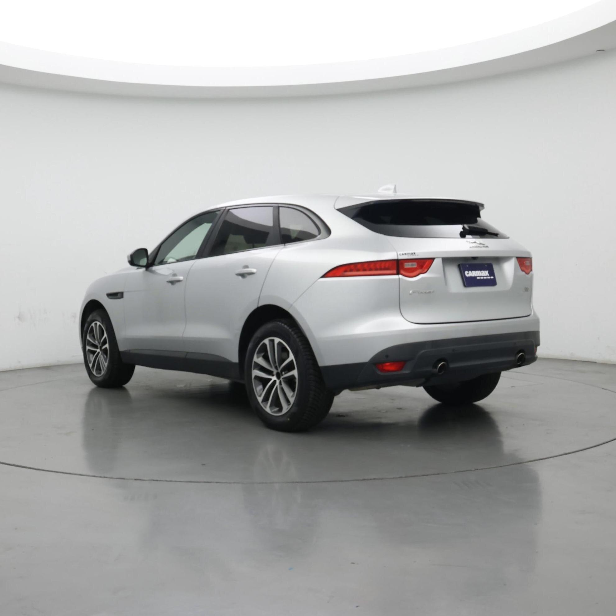 Thumbnail: 2019 Jaguar F-Pace - 2