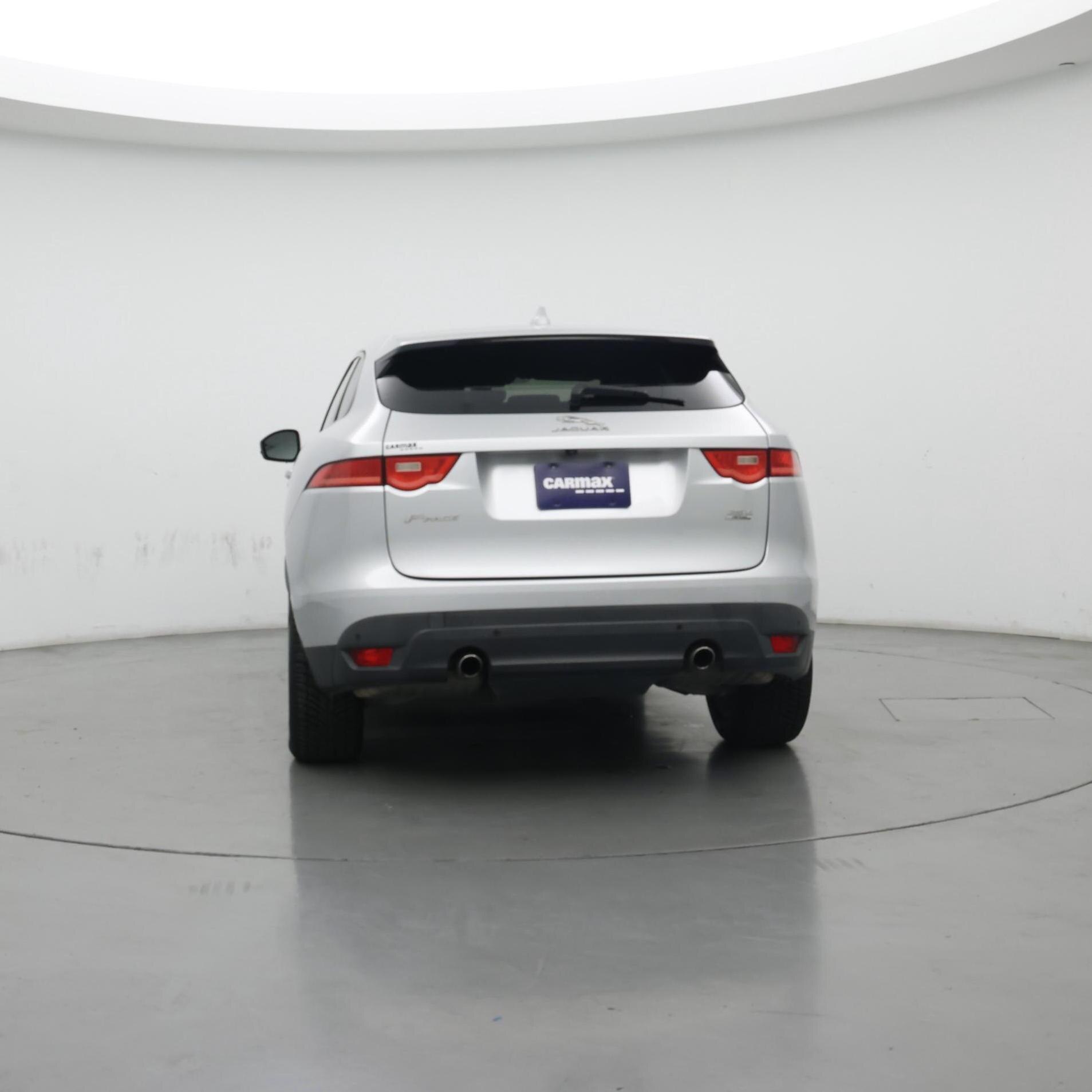 Thumbnail: 2019 Jaguar F-Pace - 6