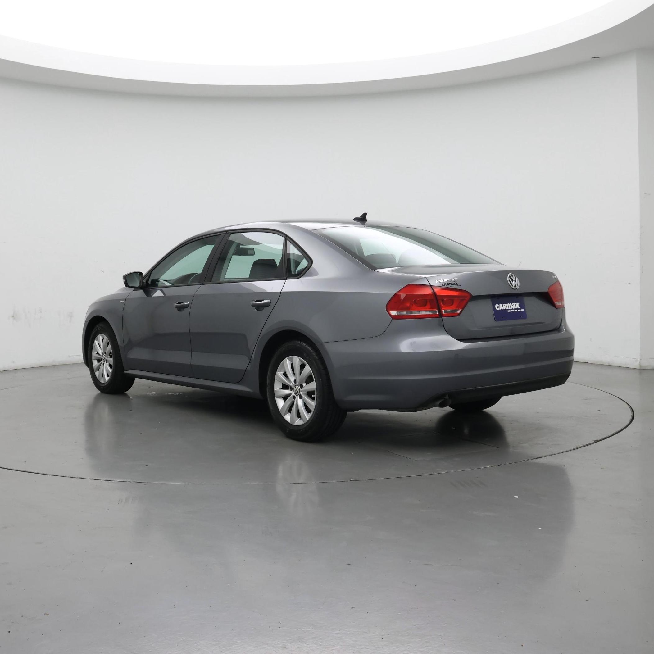 Thumbnail: 2015 Volkswagen Passat - 2