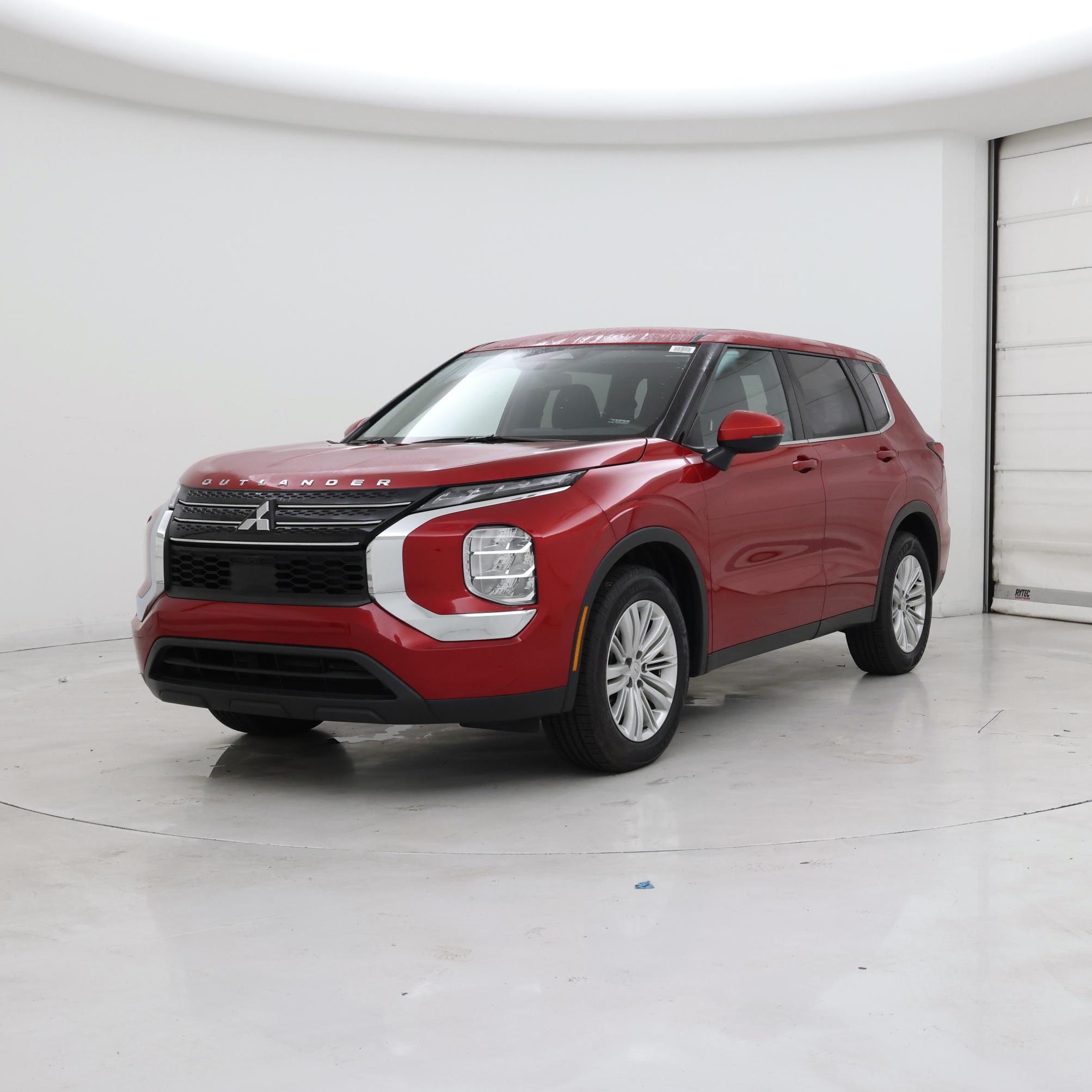 Thumbnail: 2023 Mitsubishi Outlander - 4