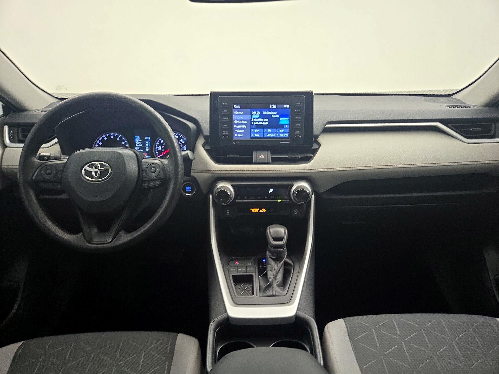 Thumbnail: 2021 Toyota RAV4 - 9