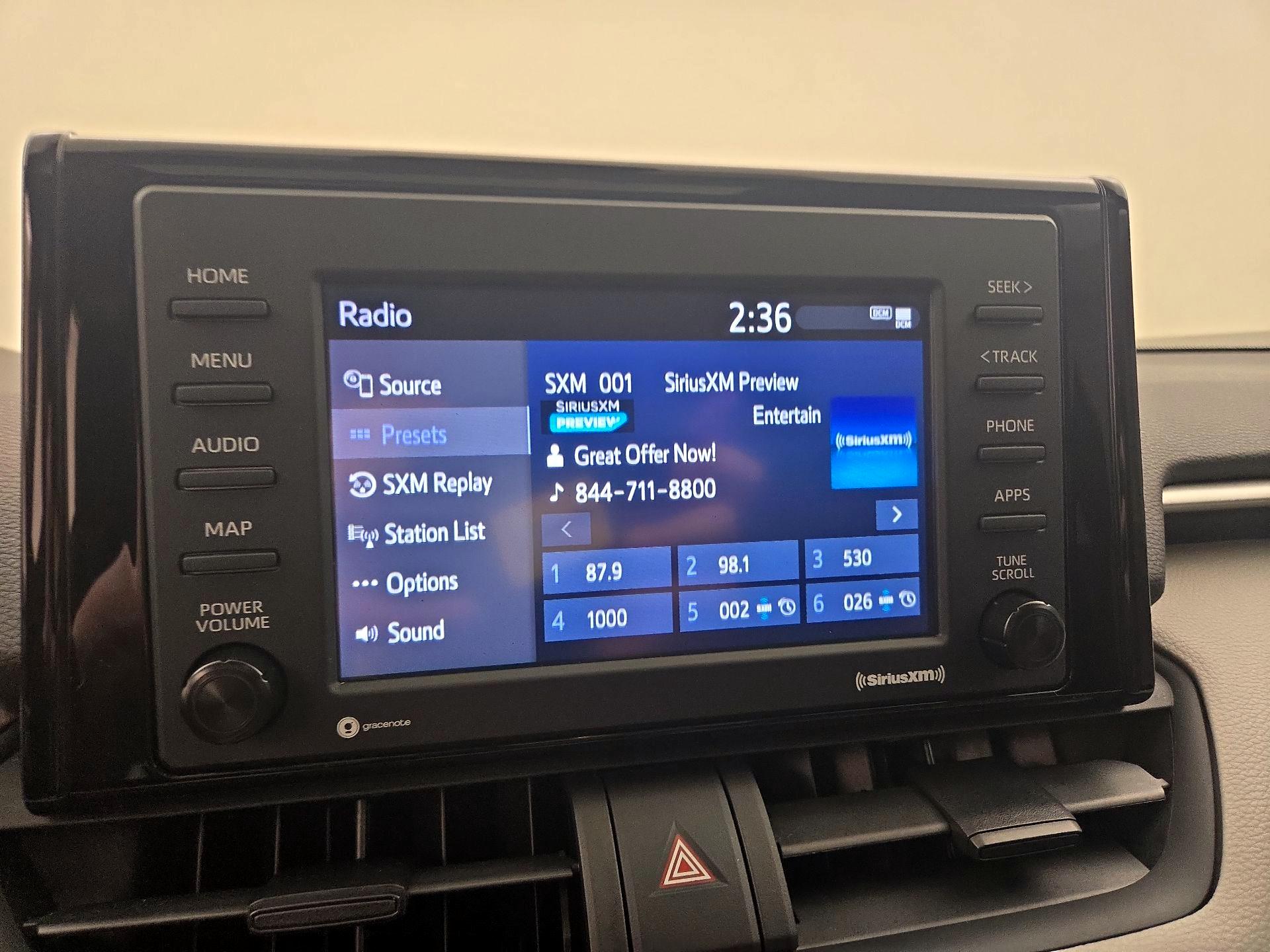 Thumbnail: 2021 Toyota RAV4 - 15