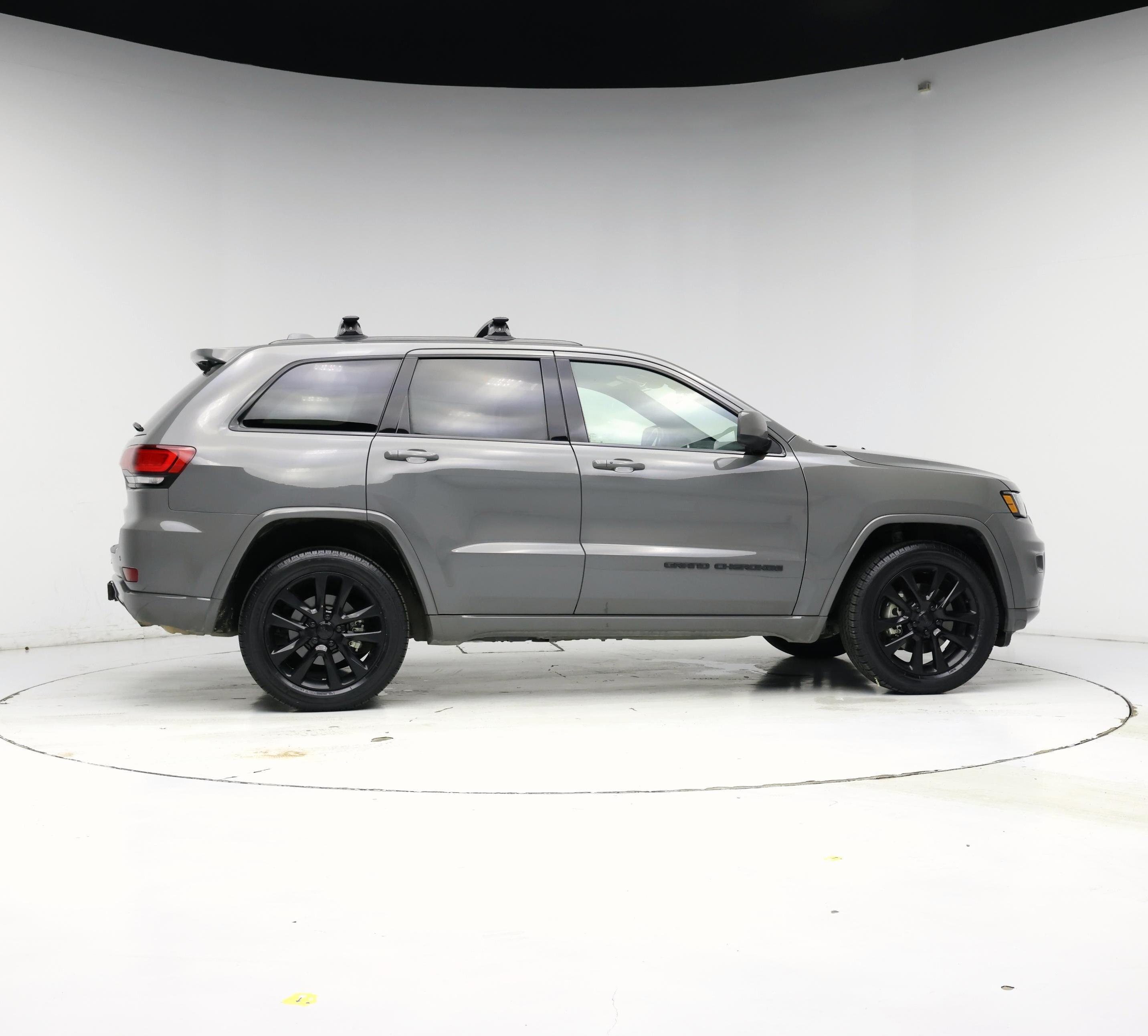 Thumbnail: 2021 Jeep Grand Cherokee - 7