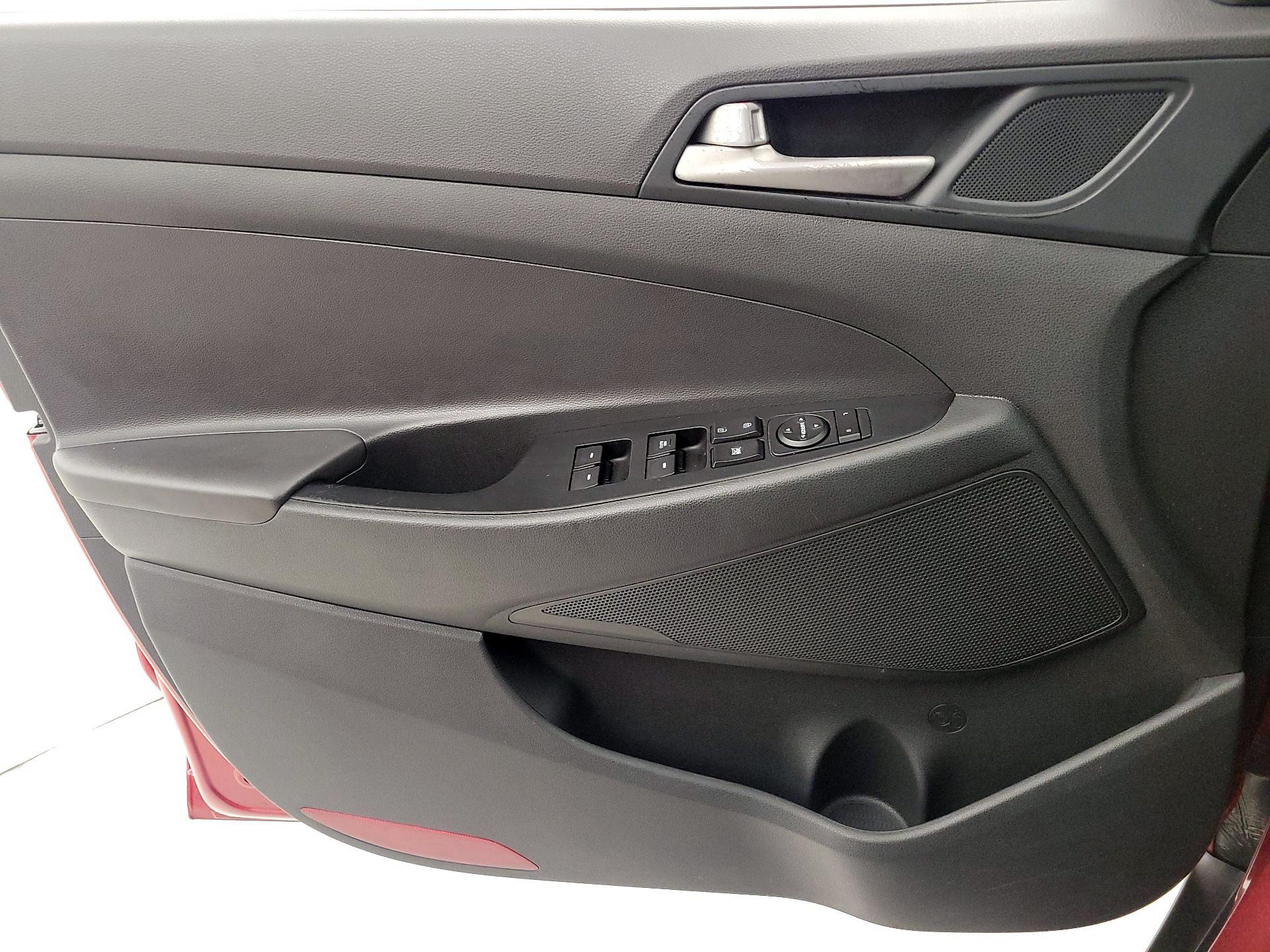 Thumbnail: 2021 Hyundai Tucson - 12