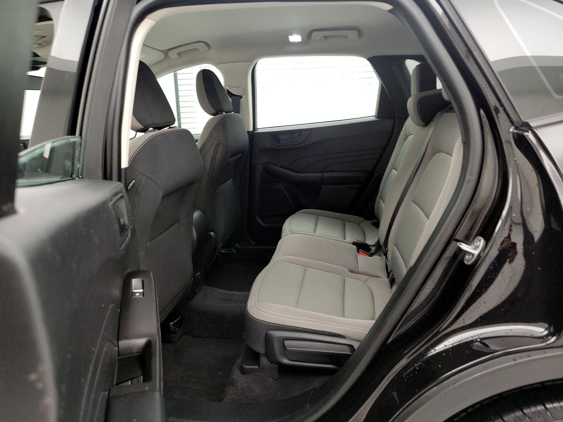 Thumbnail: 2021 Ford Escape - 19