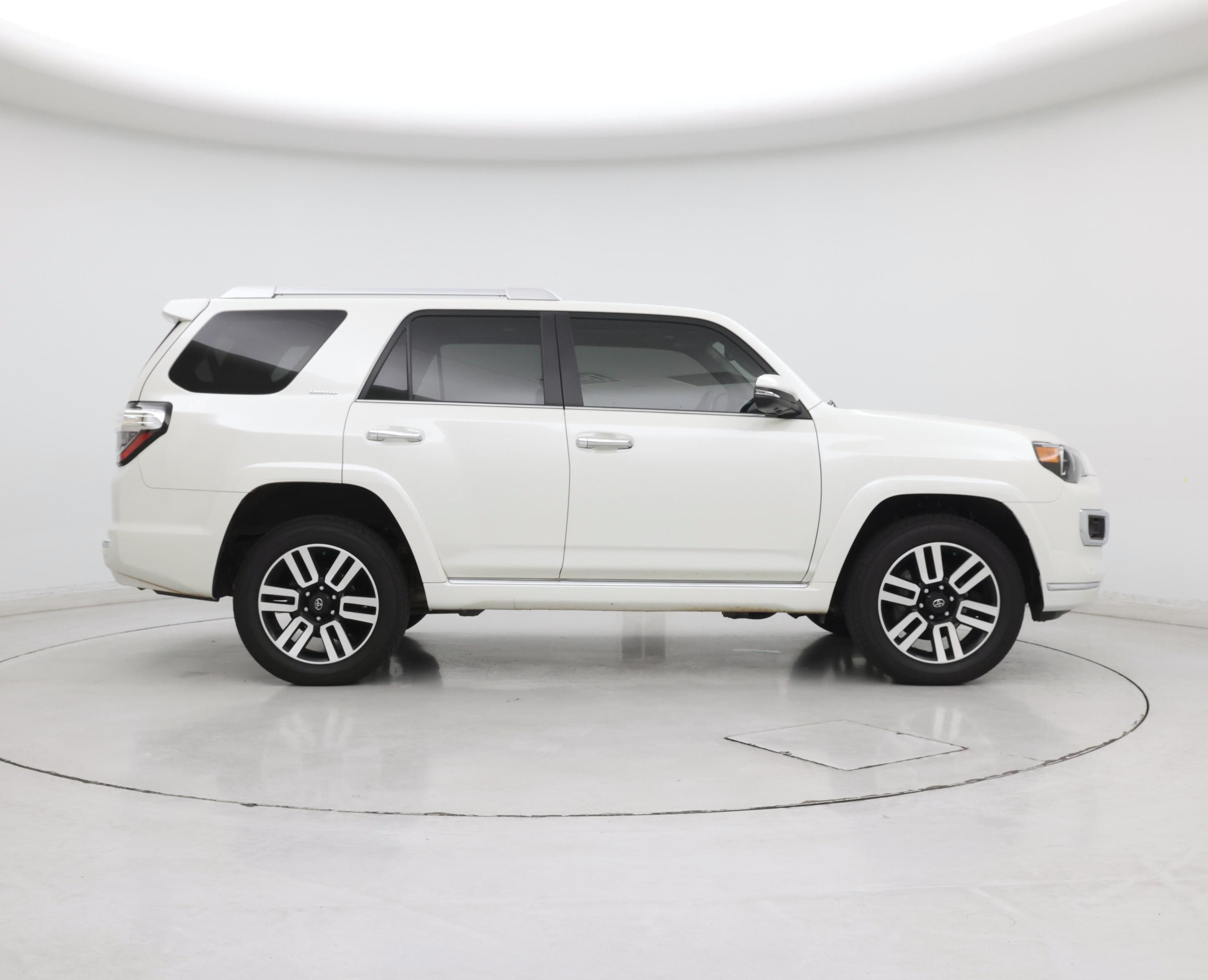 Thumbnail: 2022 Toyota 4Runner - 7