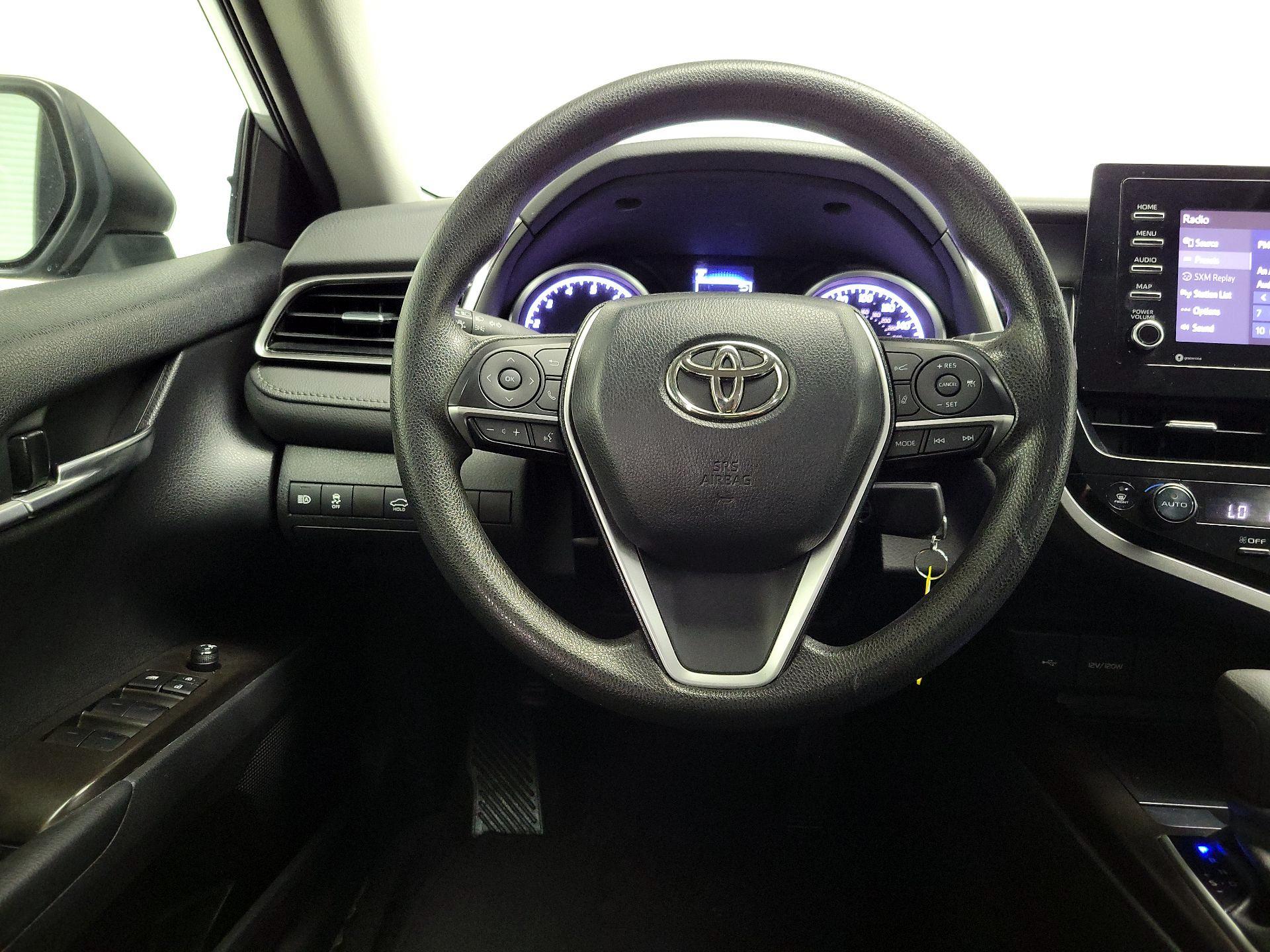 Thumbnail: 2023 Toyota Camry - 10