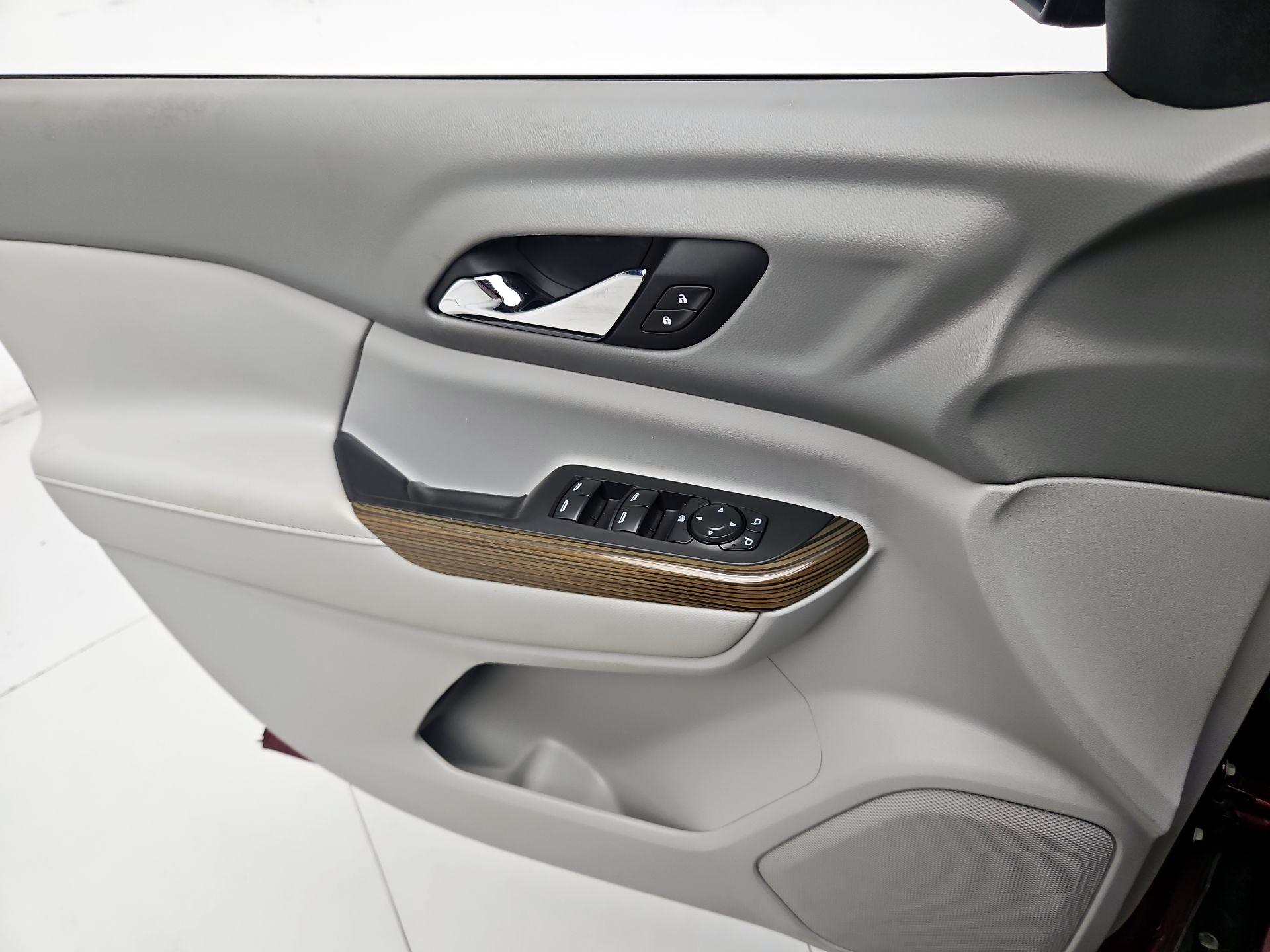 Thumbnail: 2018 GMC Acadia - 12
