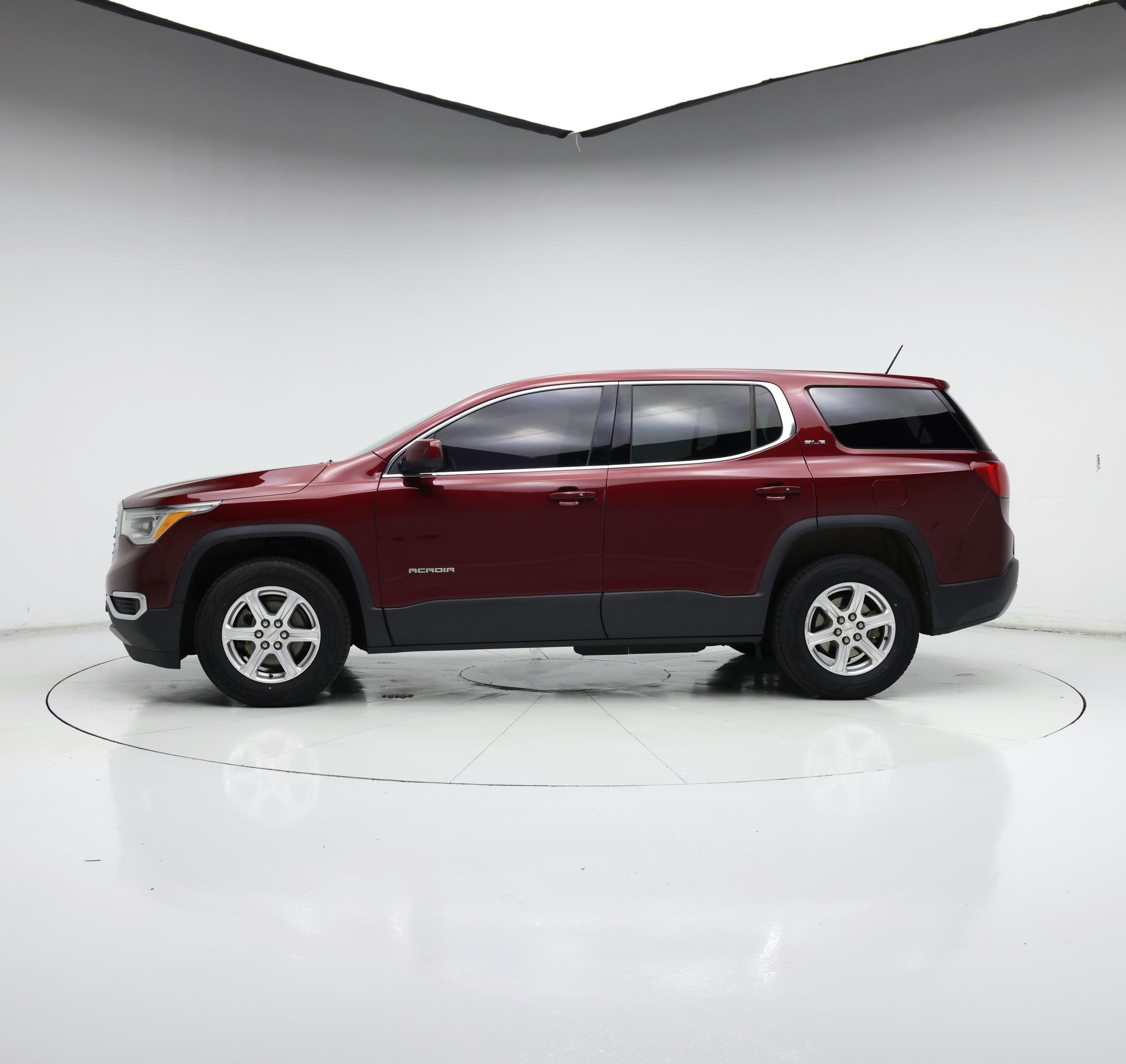 Thumbnail: 2018 GMC Acadia - 3